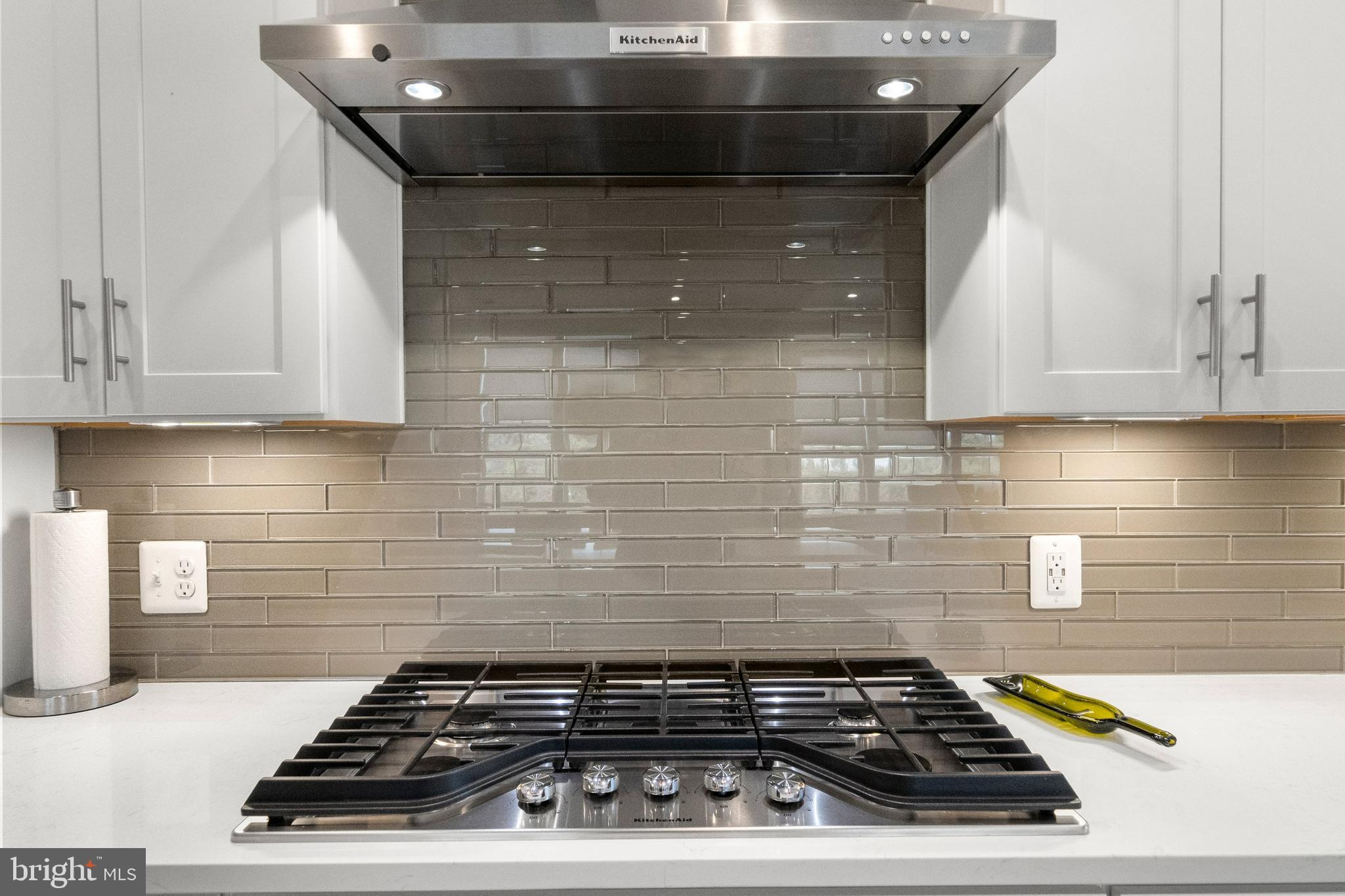 METROPARK AT ARROWBROOK - Residential