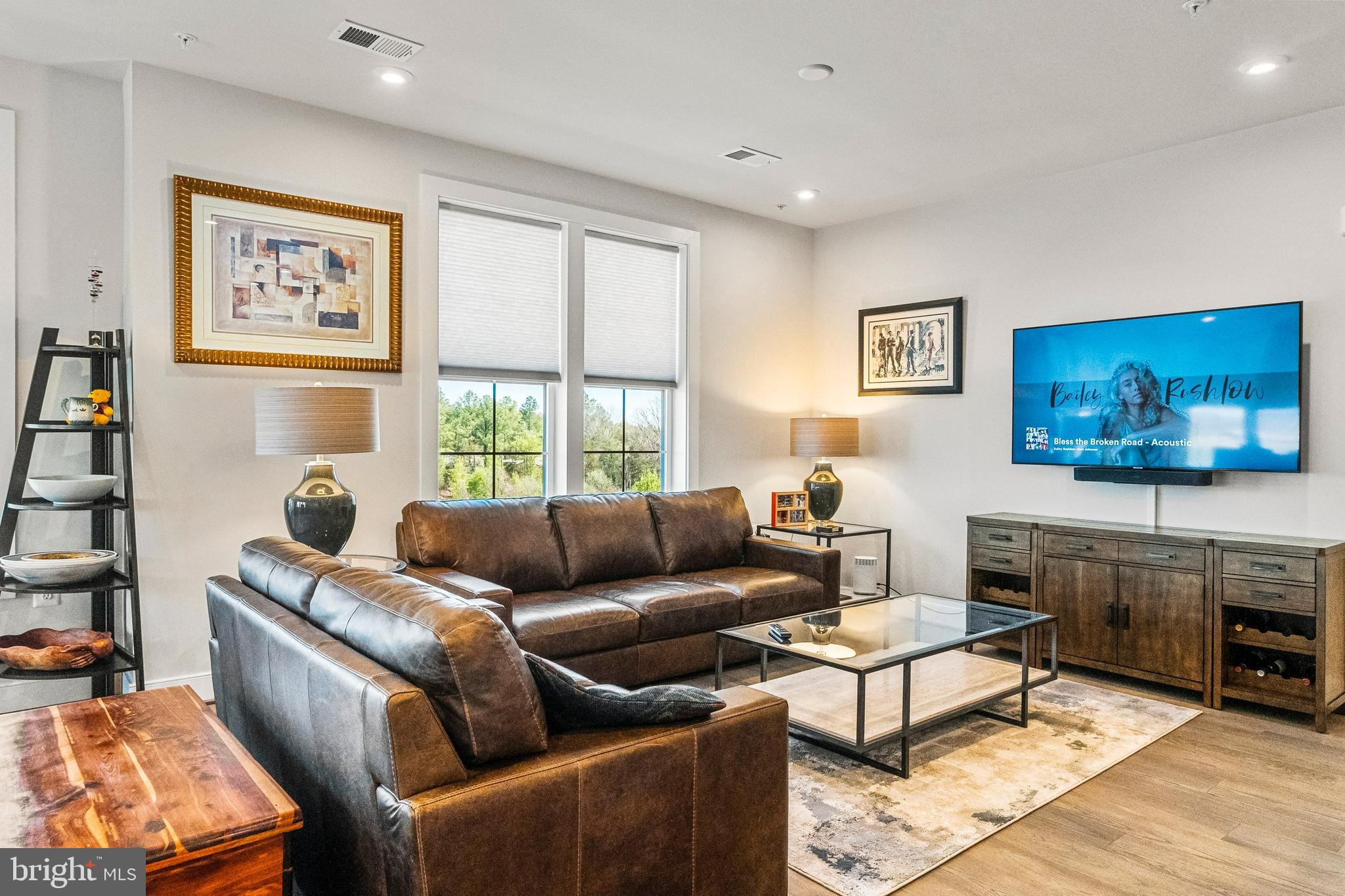 METROPARK AT ARROWBROOK - Residential