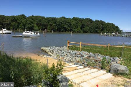 HARBOR VIEW - Residential Lease