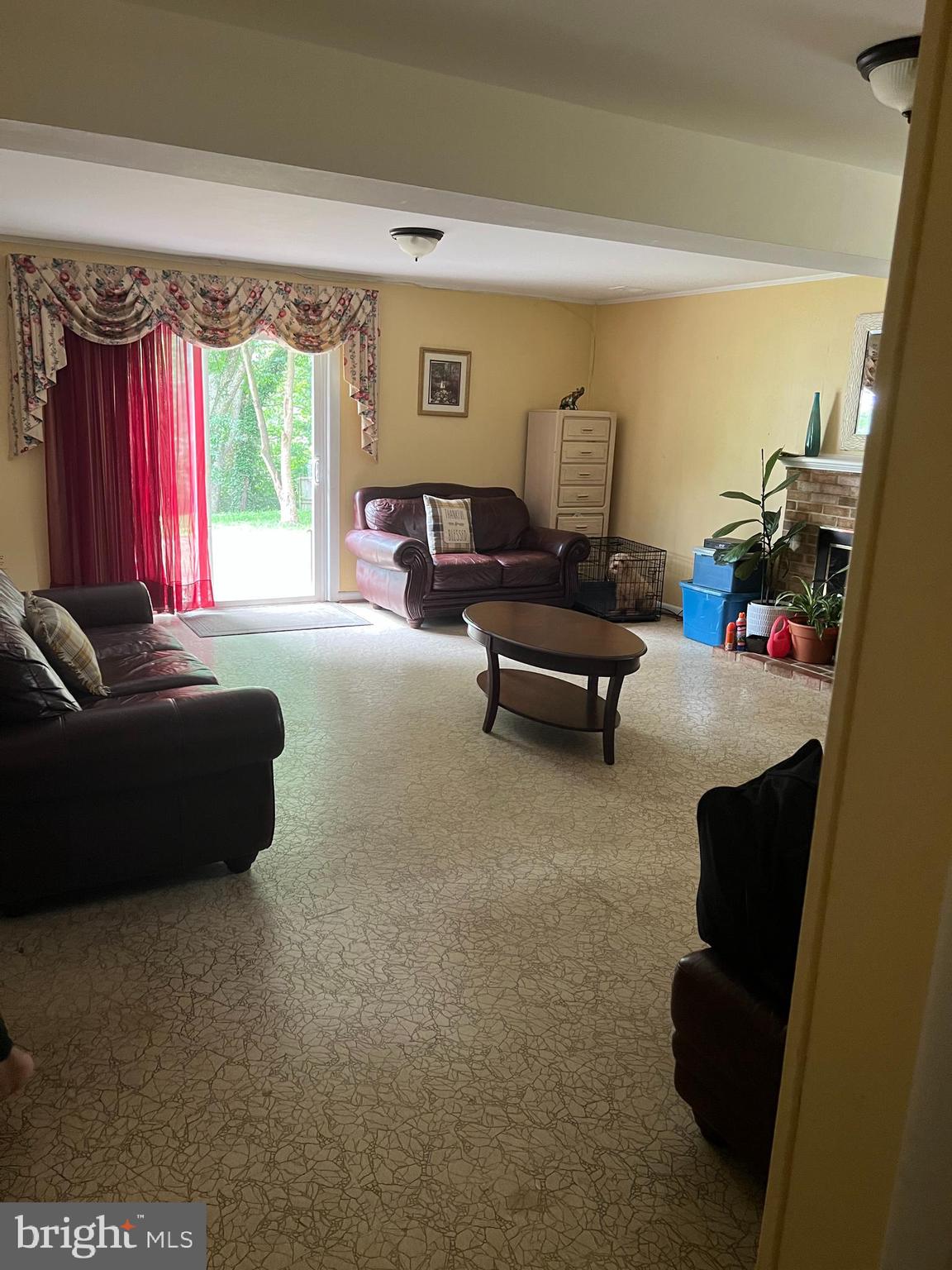 FAIRVIEW ESTATES - Residential