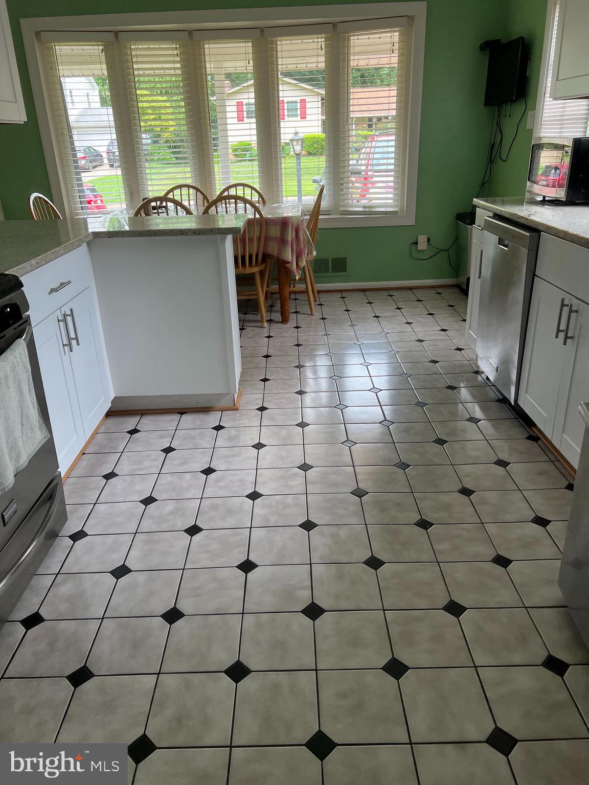 FAIRVIEW ESTATES - Residential