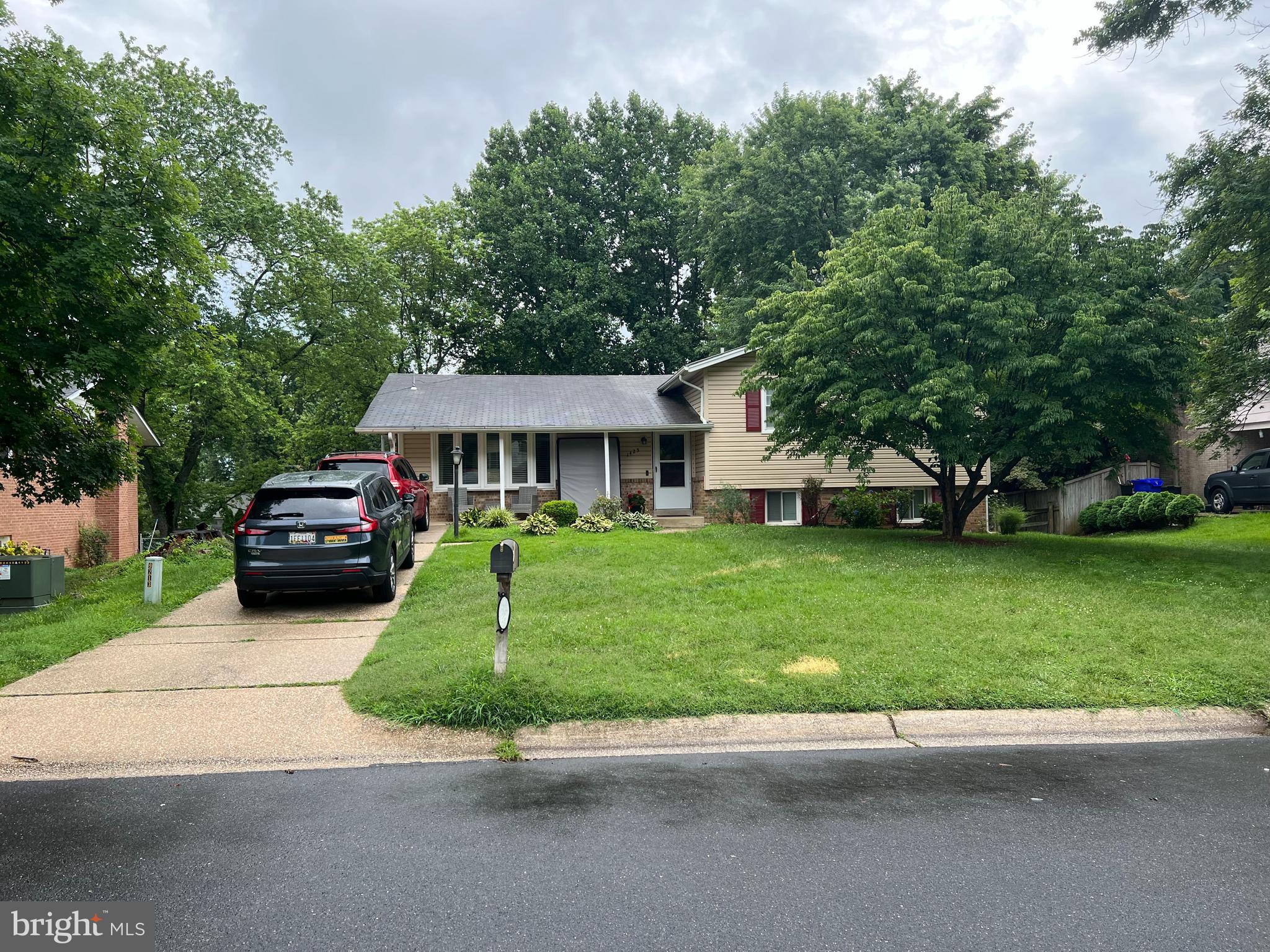 FAIRVIEW ESTATES - Residential