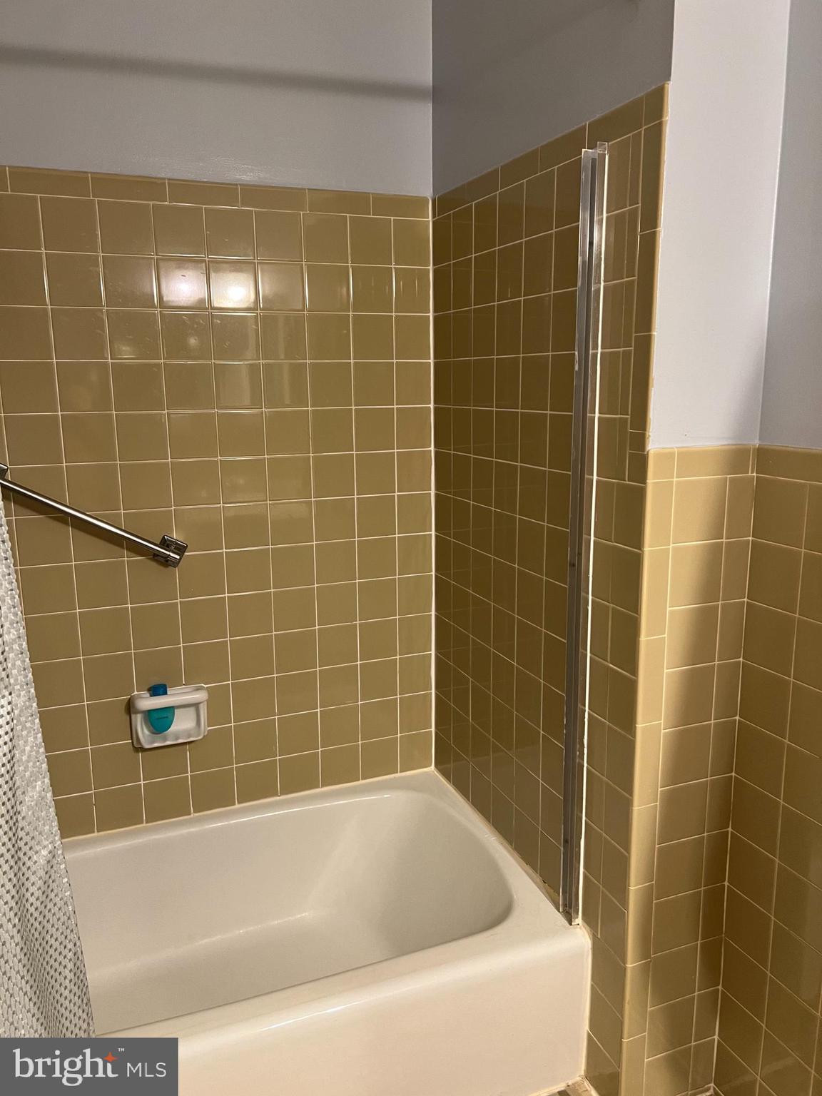 FAIRVIEW ESTATES - Residential