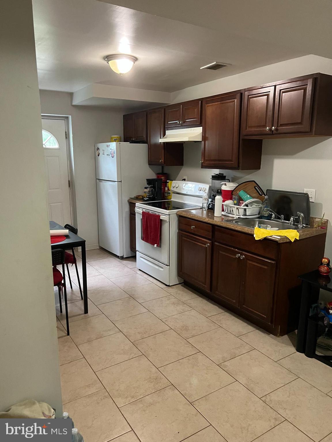 FAIRVIEW ESTATES - Residential