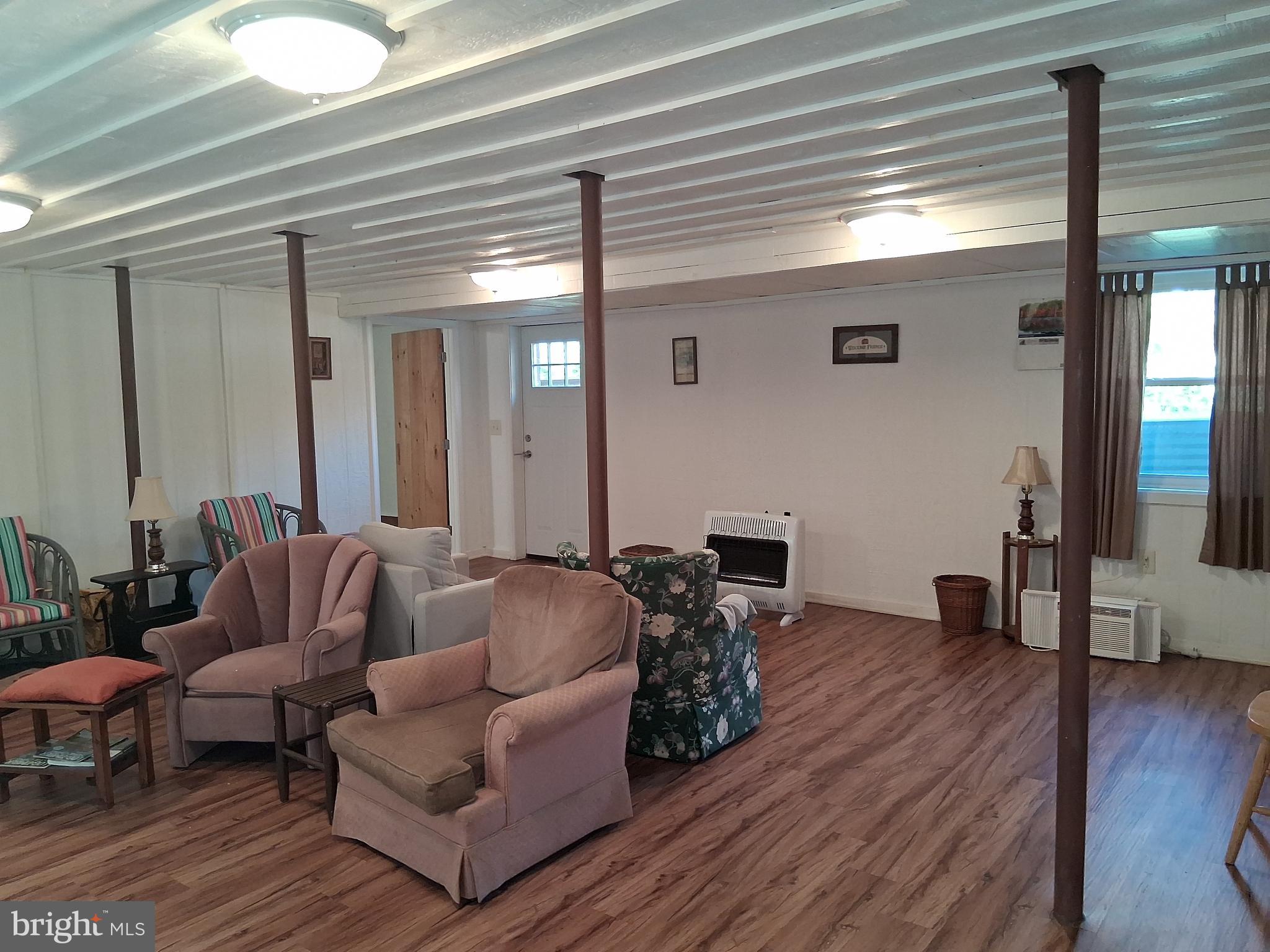 SHENANDOAH RETREAT - Residential