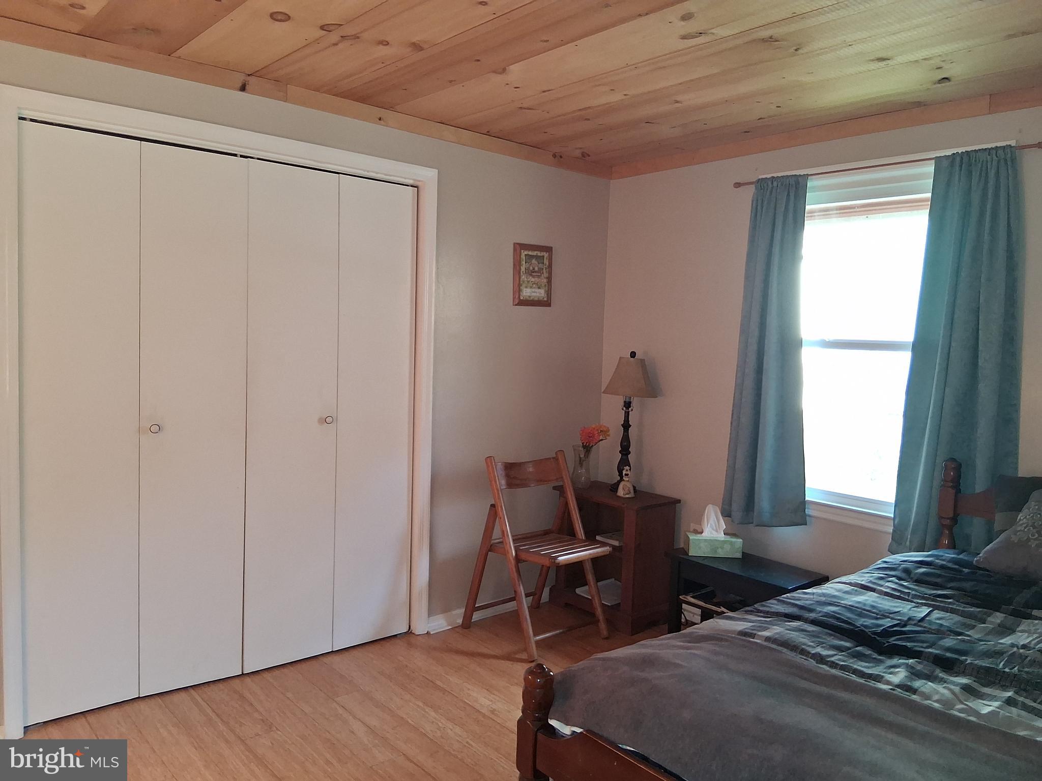 SHENANDOAH RETREAT - Residential