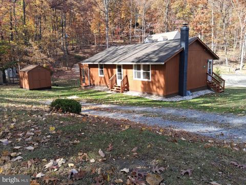 Homes For Sale - 246 Laurel Lane<br/> Clarke County, BLUEMONT, VA 20135