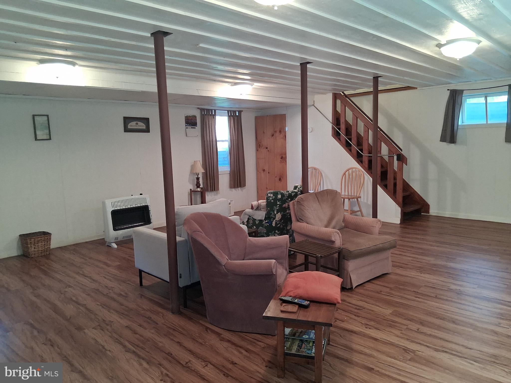 SHENANDOAH RETREAT - Residential