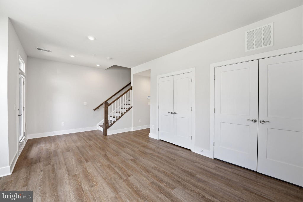 Photo of 1650 Bandit Loop, RESTON, VA 20190 (MLS # VAFX2324116)