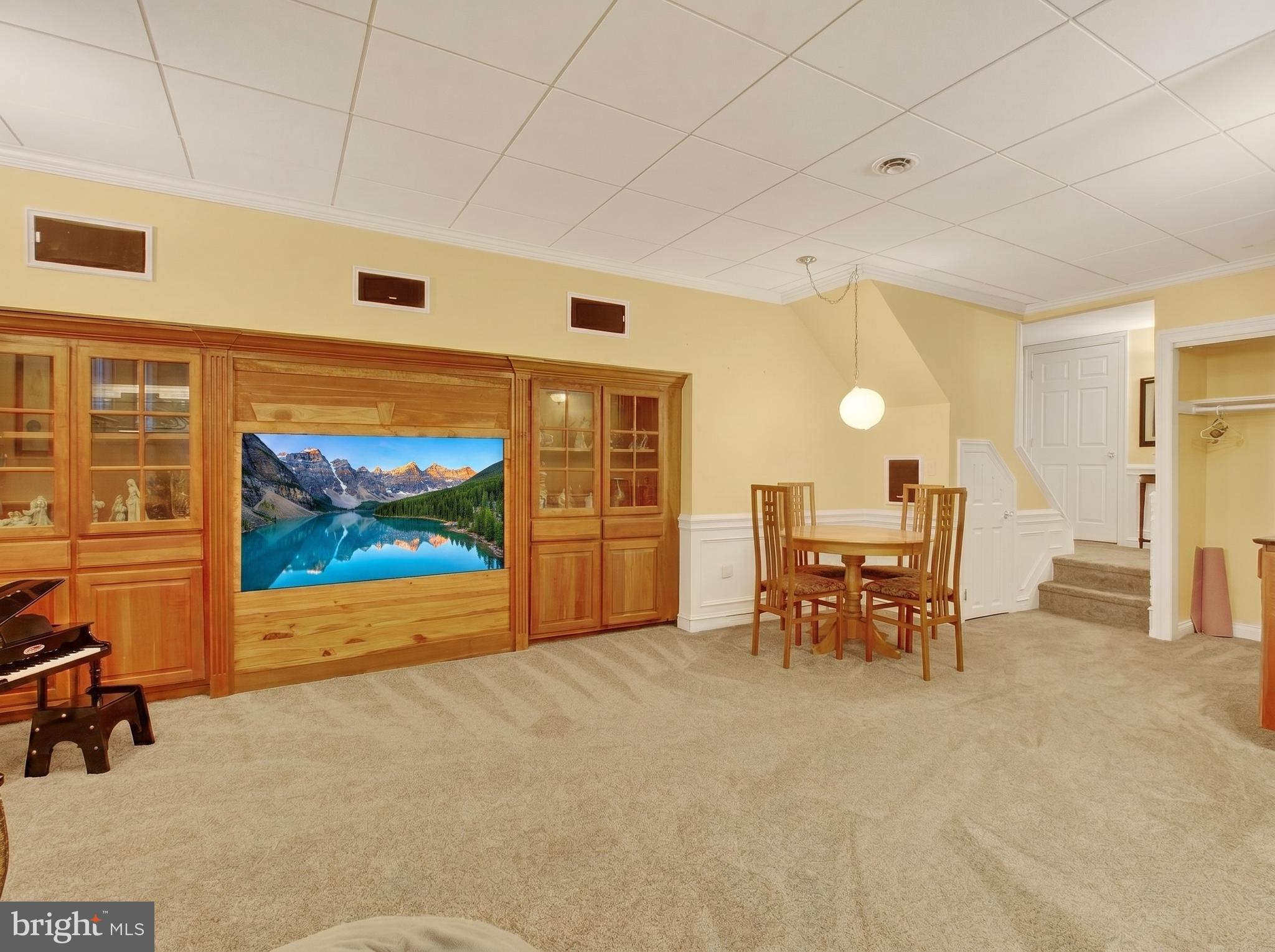 LAKE MEADE - Residential
