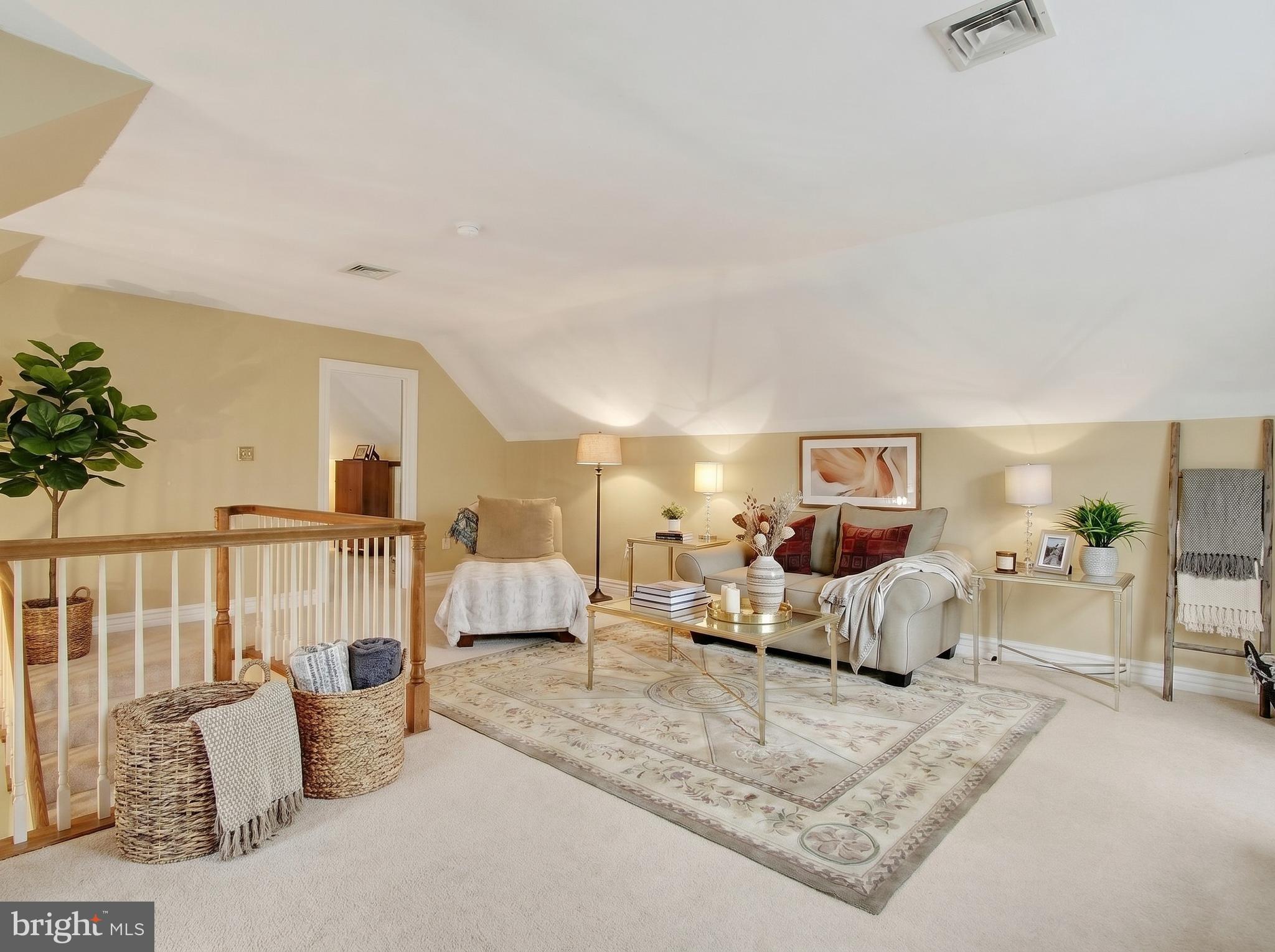LAKE MEADE - Residential