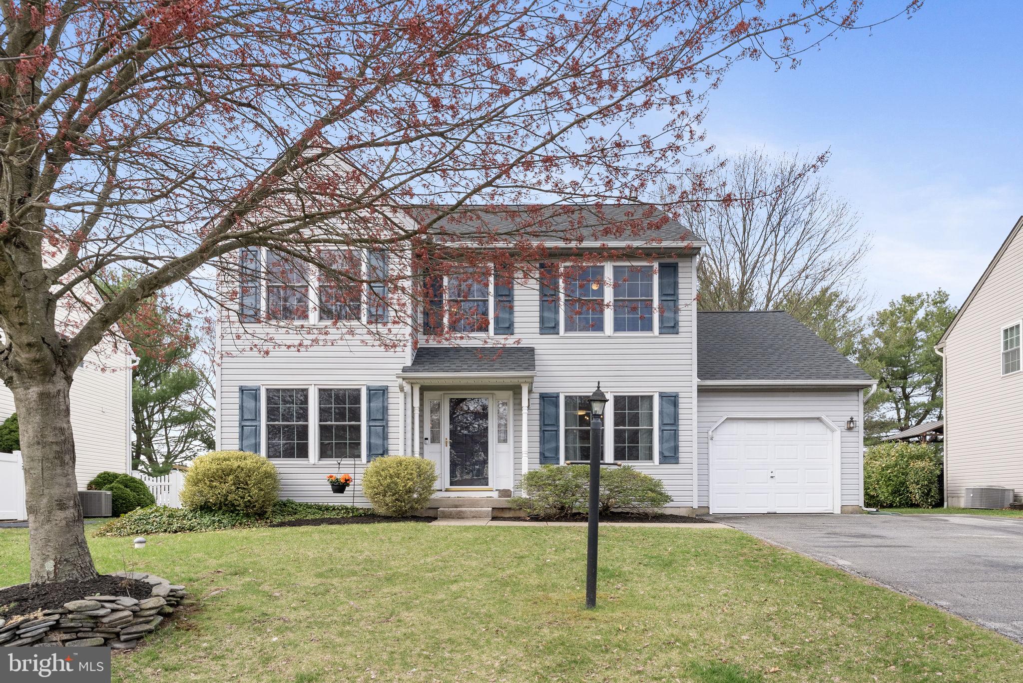 WATERFORD GREENE - Residential