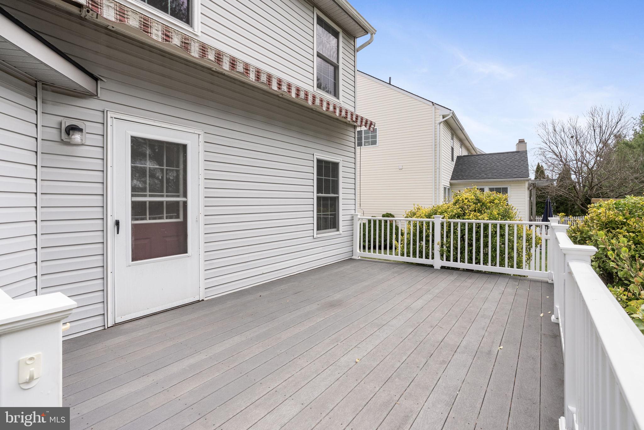 WATERFORD GREENE - Residential