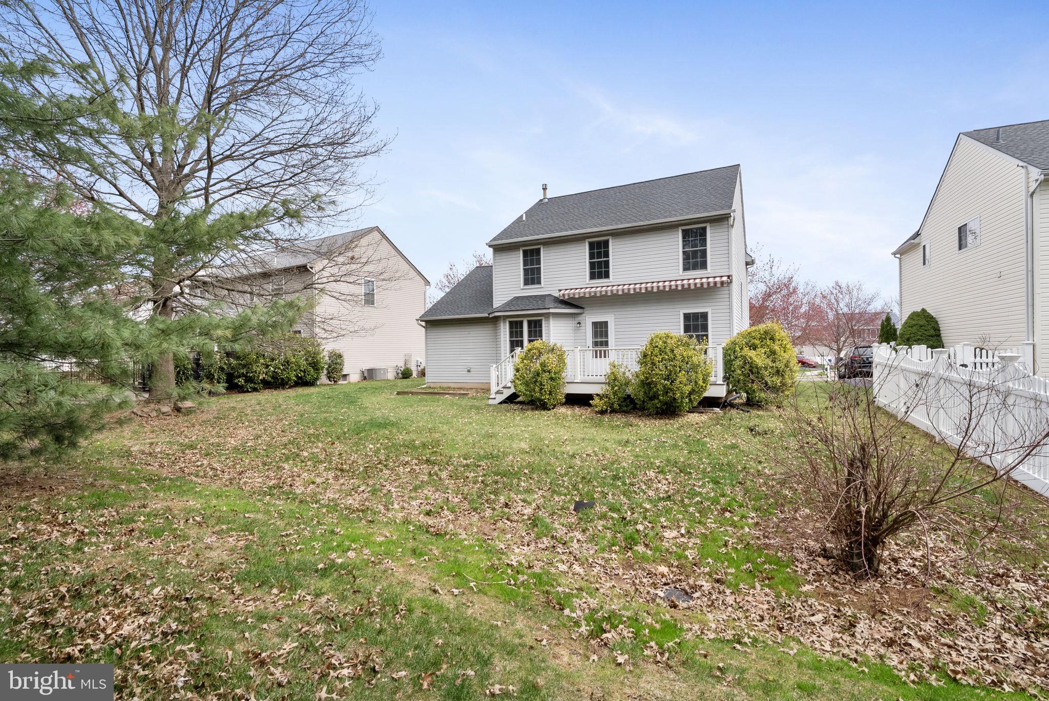 WATERFORD GREENE - Residential