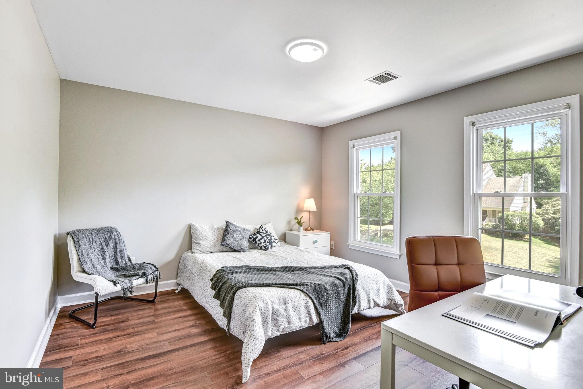 FAIR LAKES FOREST - Residential