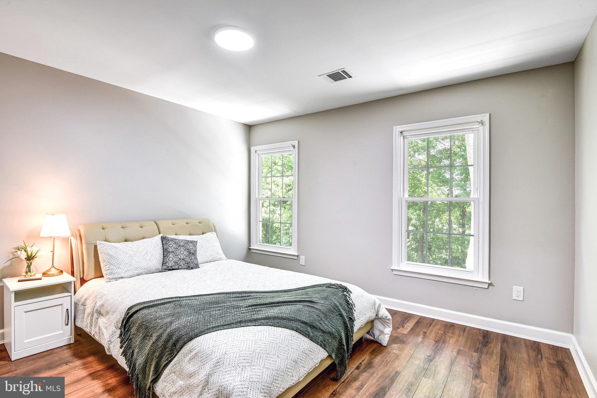 FAIR LAKES FOREST - Residential