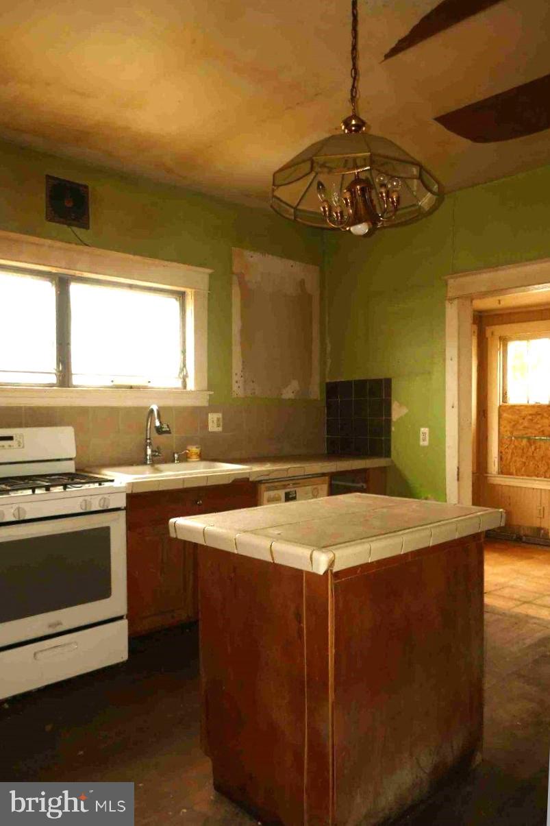 HOMELAND - Residential