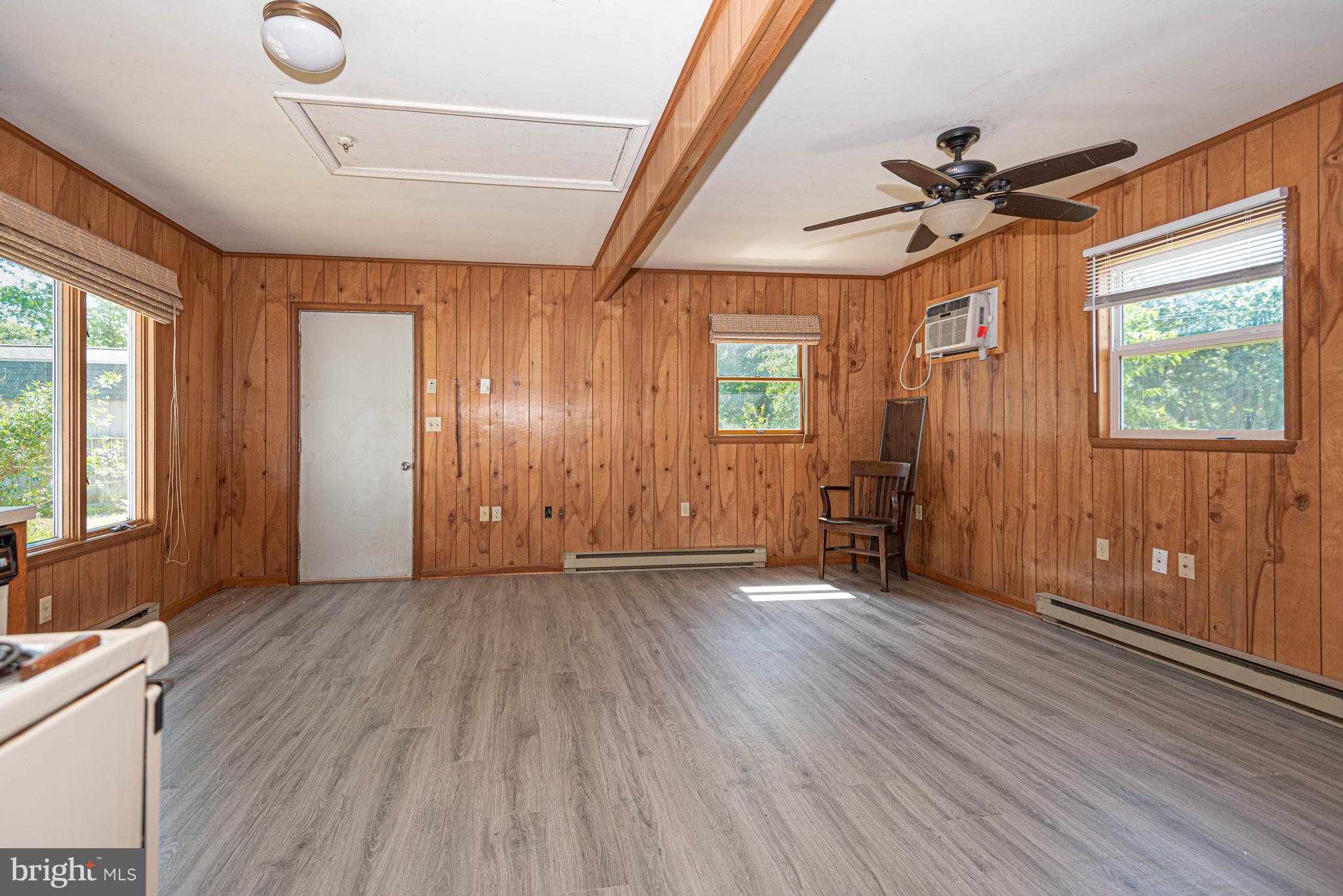 DOGWOOD ACRES - Residential