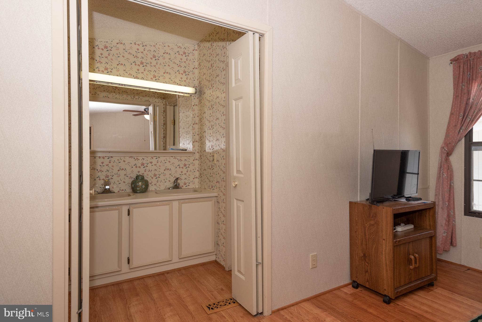 DOGWOOD ACRES - Residential