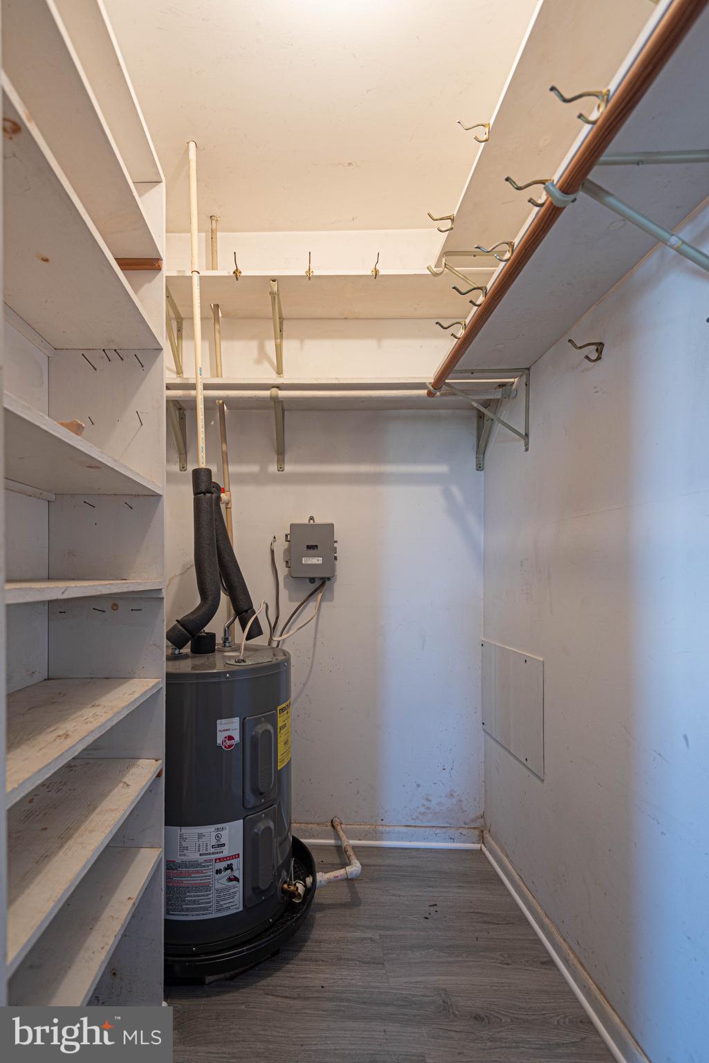 DOGWOOD ACRES - Residential