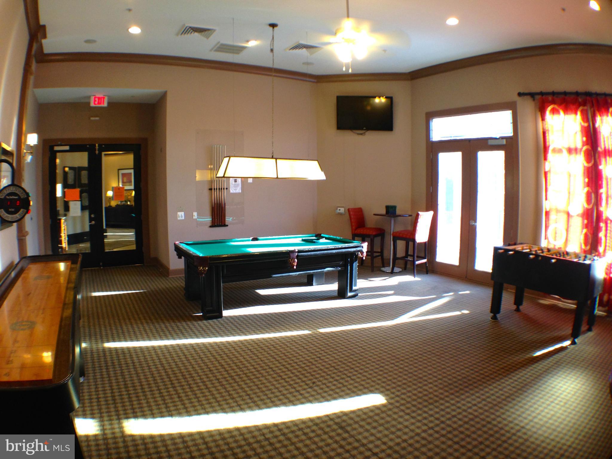 FAIRFAX RIDGE - Residential