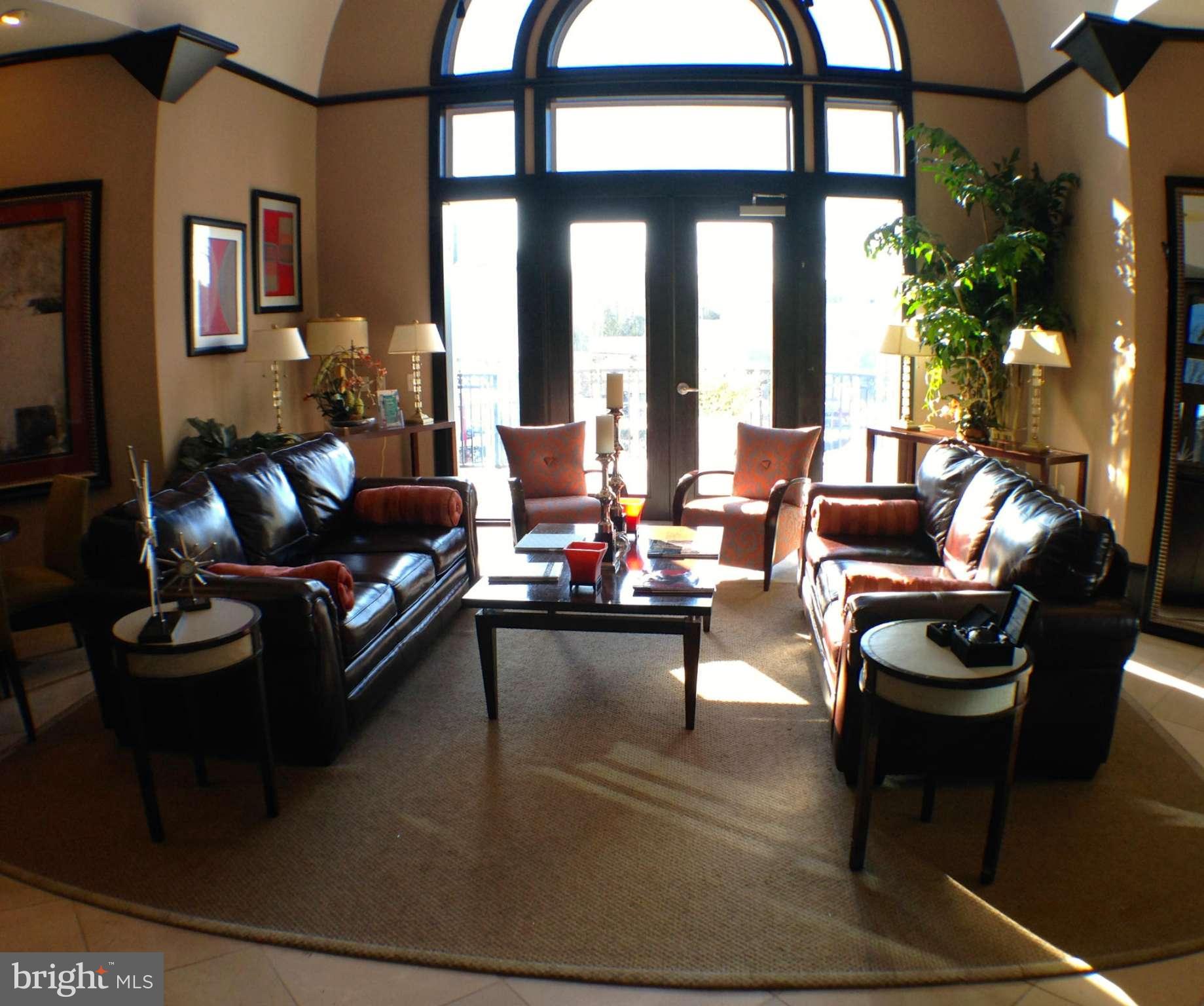 FAIRFAX RIDGE - Residential