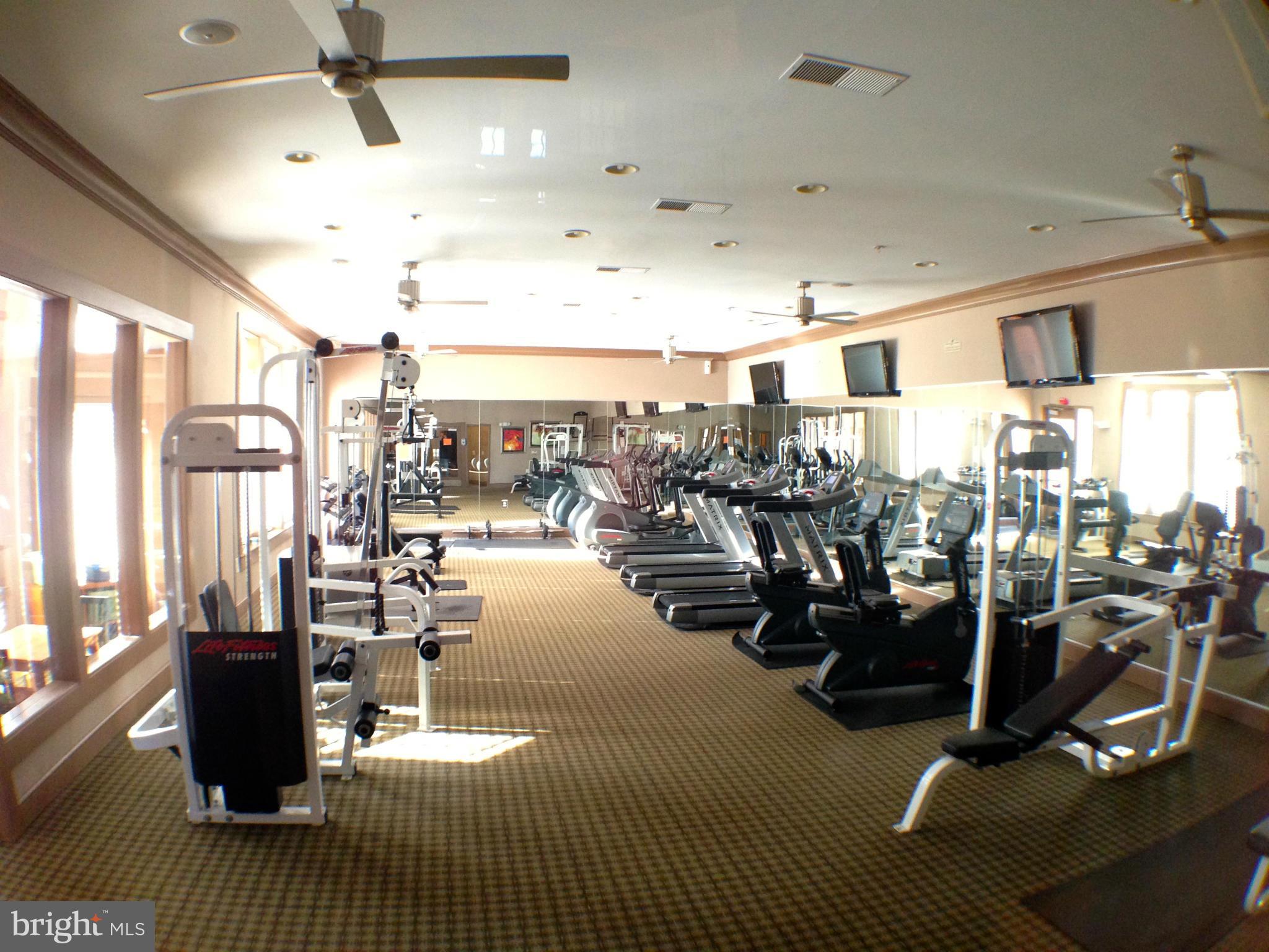 FAIRFAX RIDGE - Residential