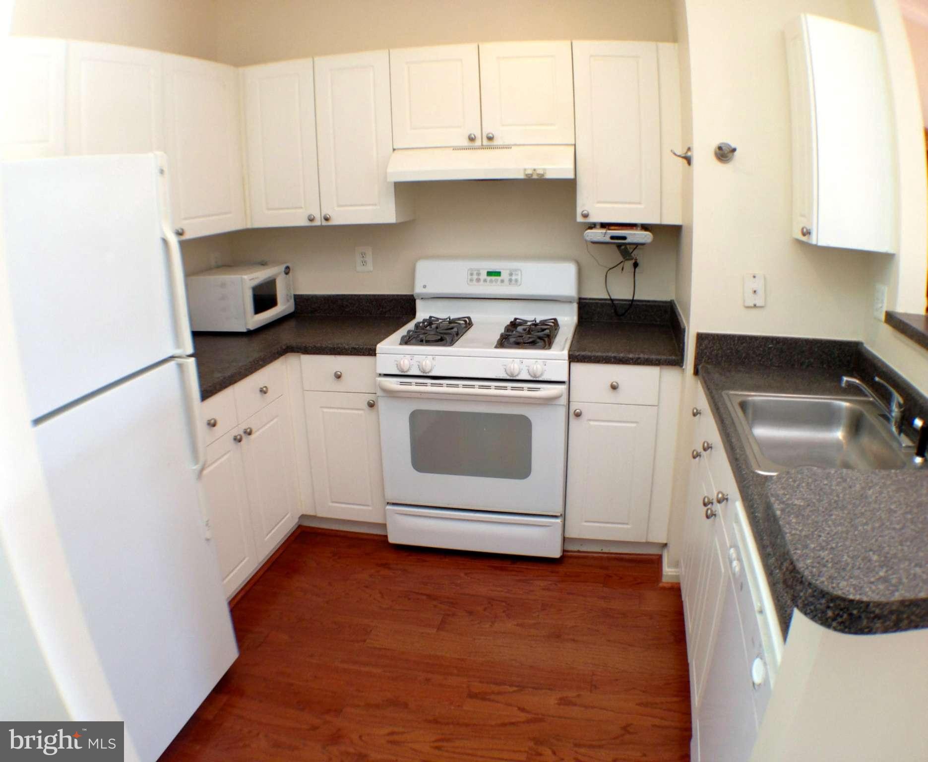 FAIRFAX RIDGE - Residential