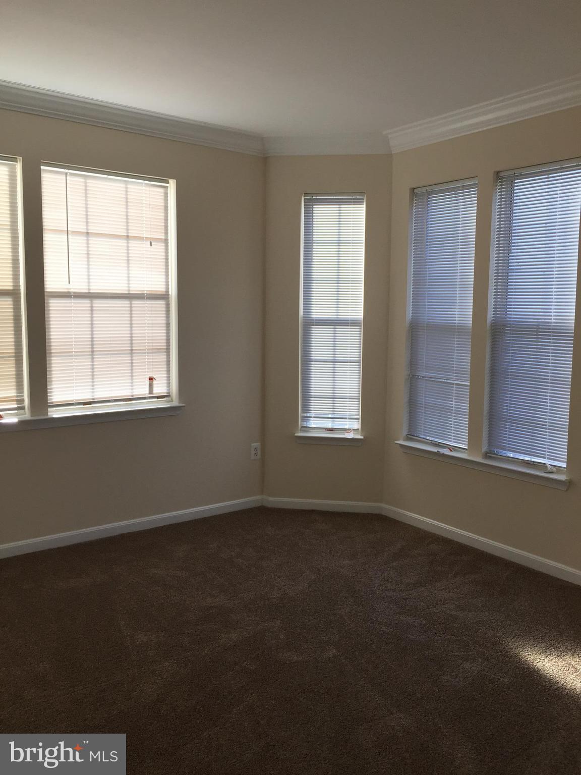 POTOMAC LAKES - Residential Lease