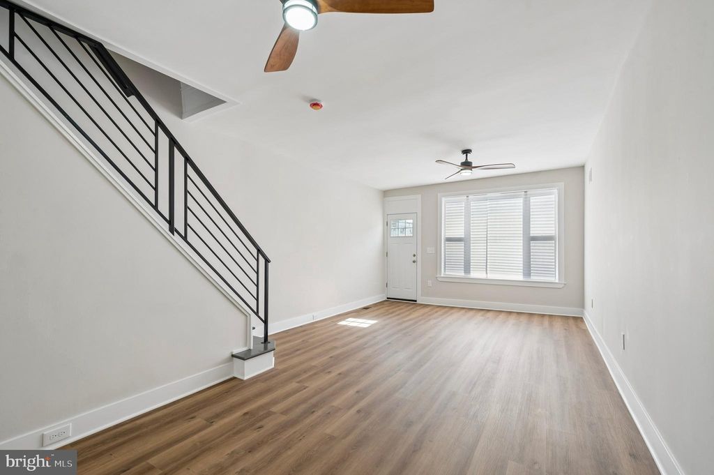 Photo of 2602 S 10th Street, PHILADELPHIA, PA 19148 (MLS # PAPH2651414)