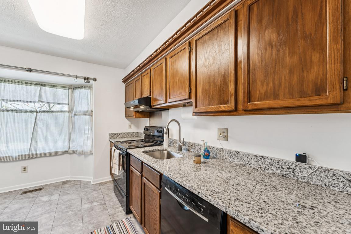 OAKHURST - Residential