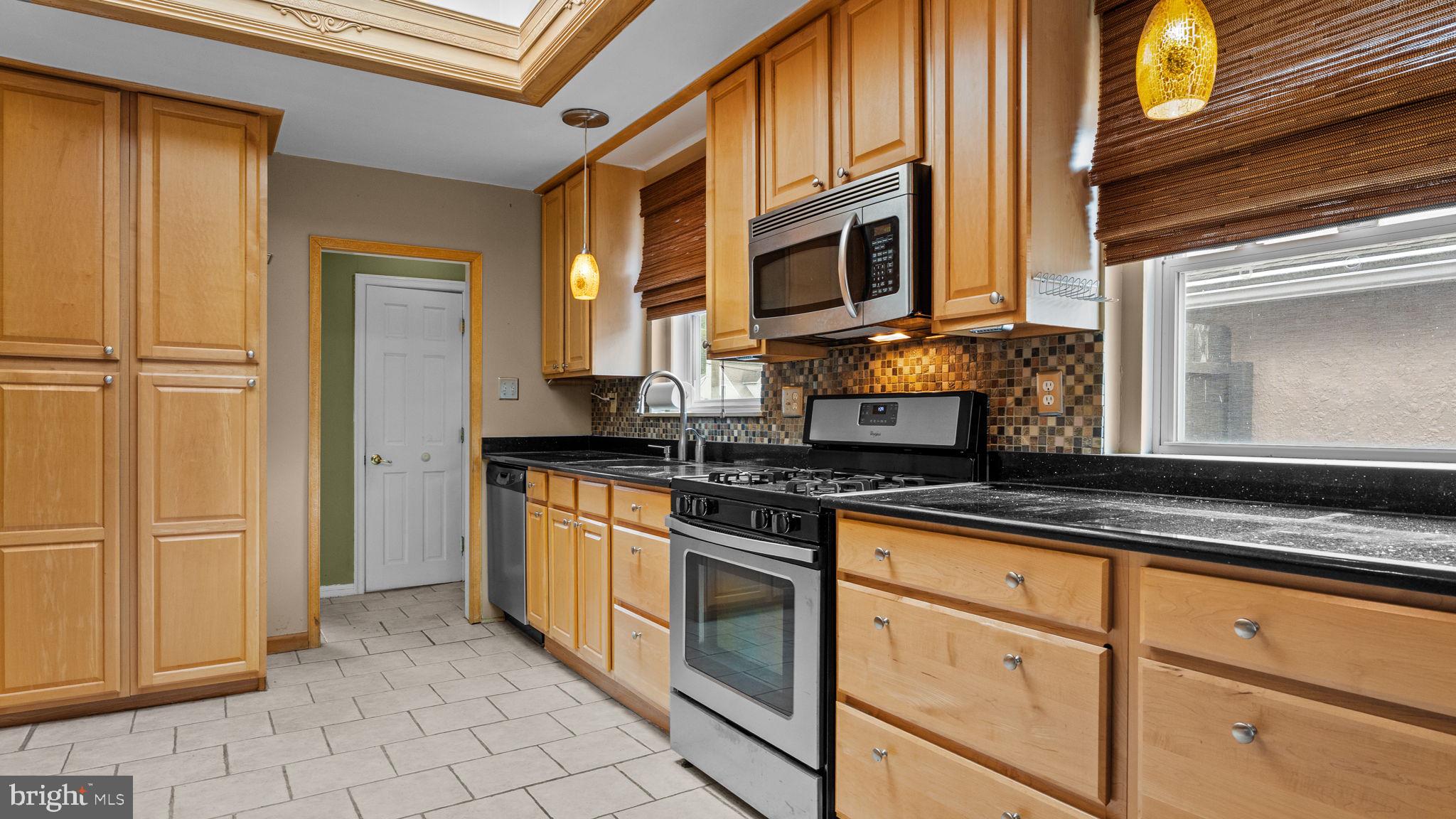 69 CROOKED BILLET ROAD