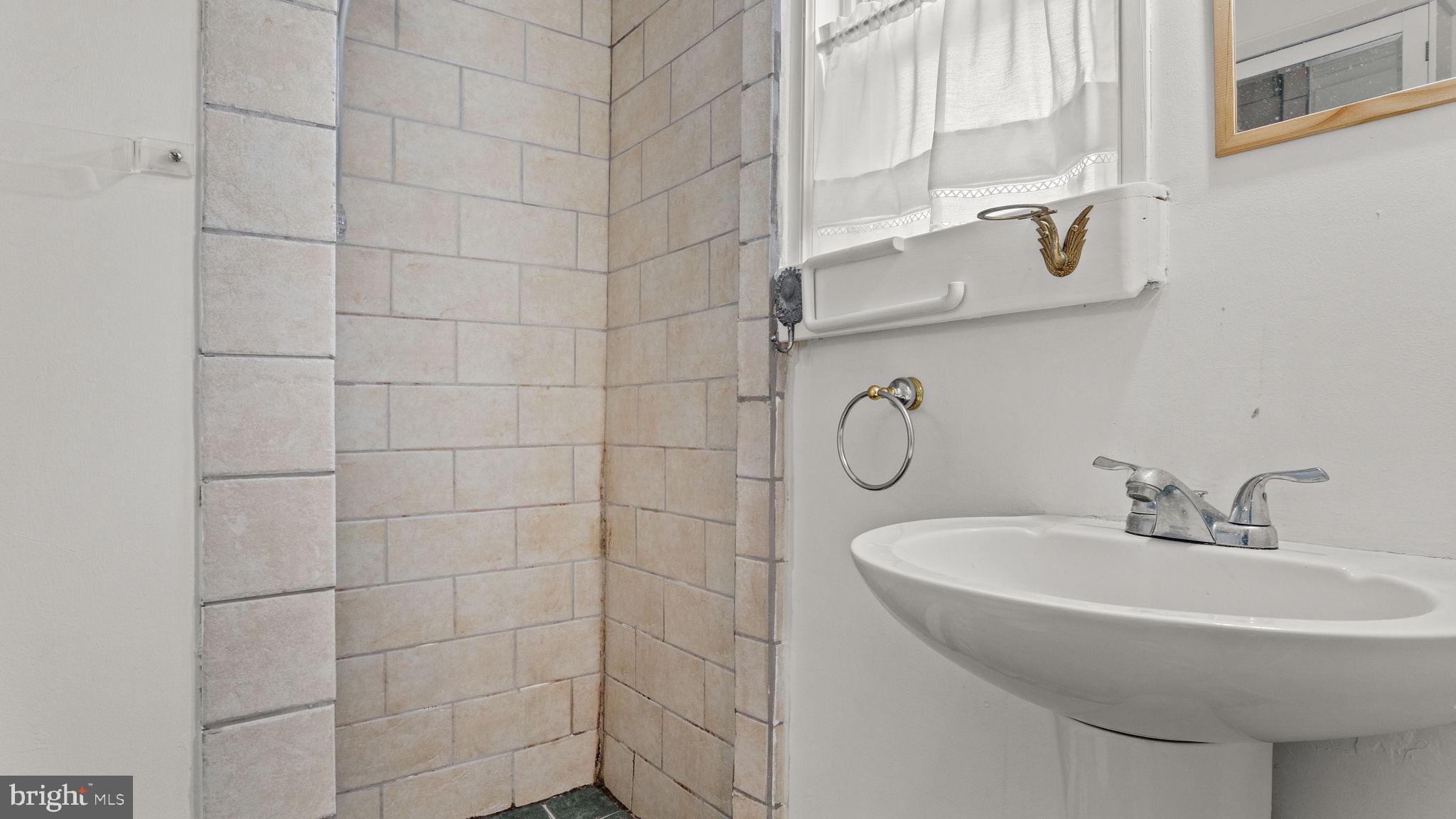 FAIROAKS - Residential