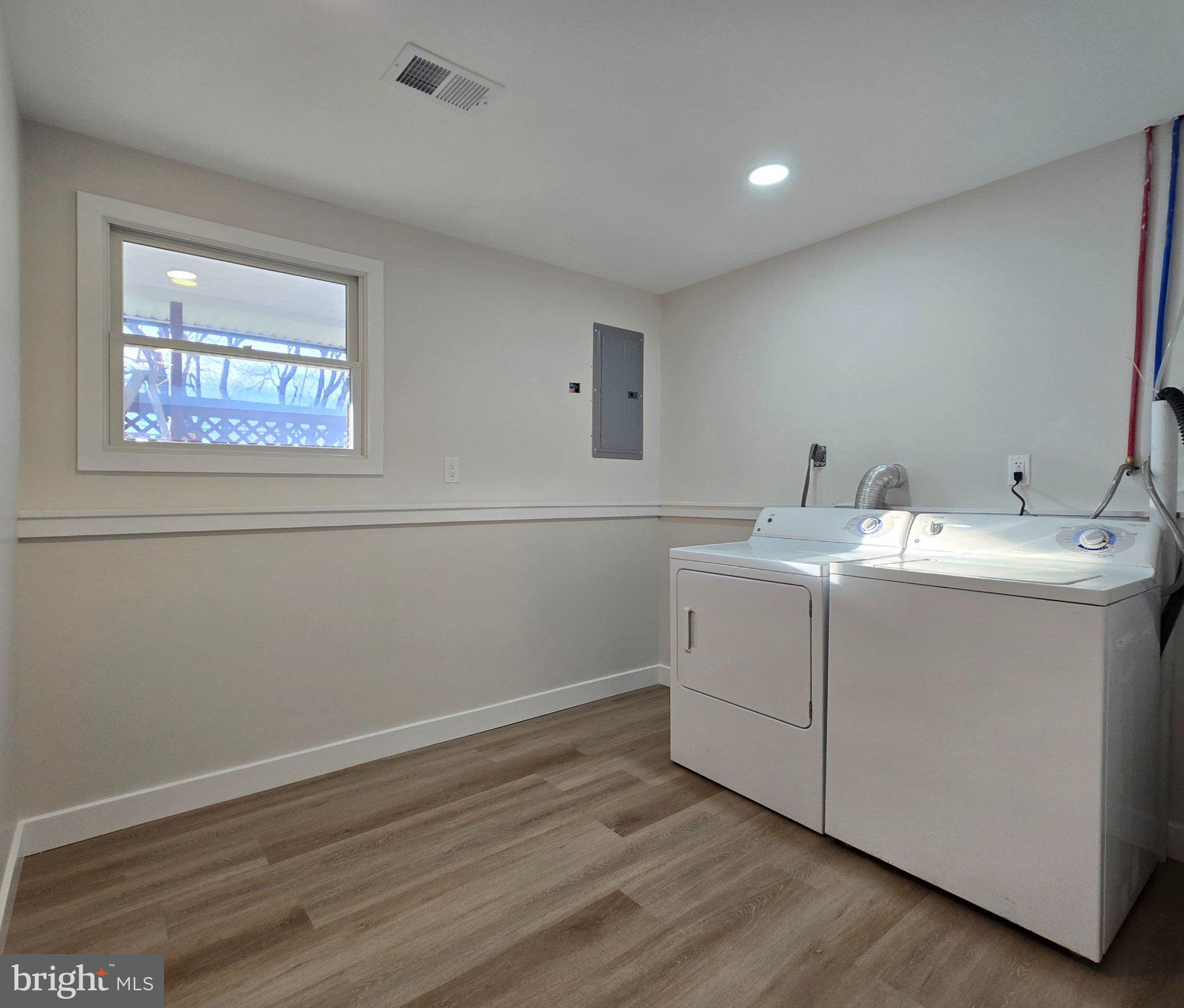 SPRINGDALE - Residential