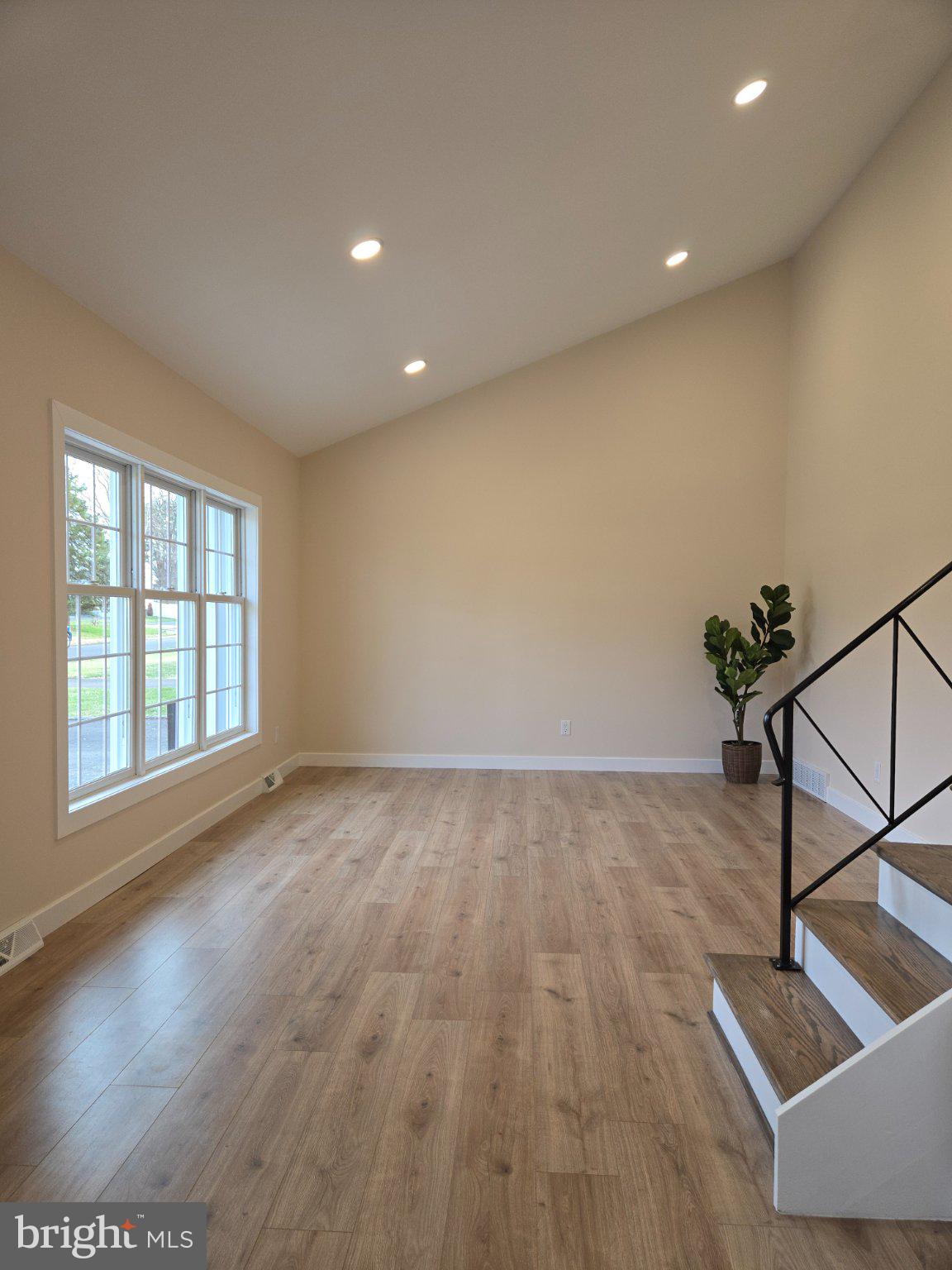 SPRINGDALE - Residential