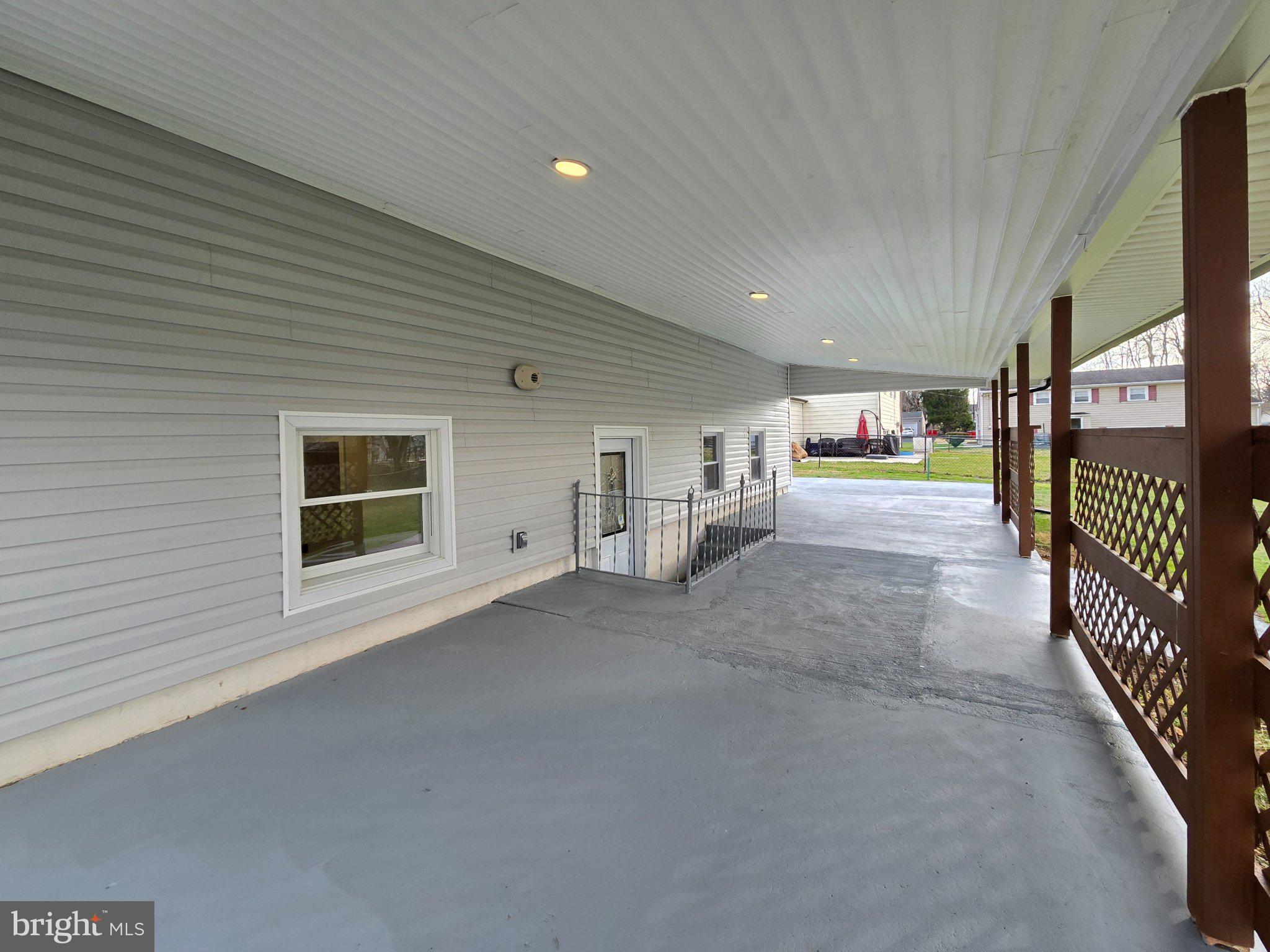 SPRINGDALE - Residential