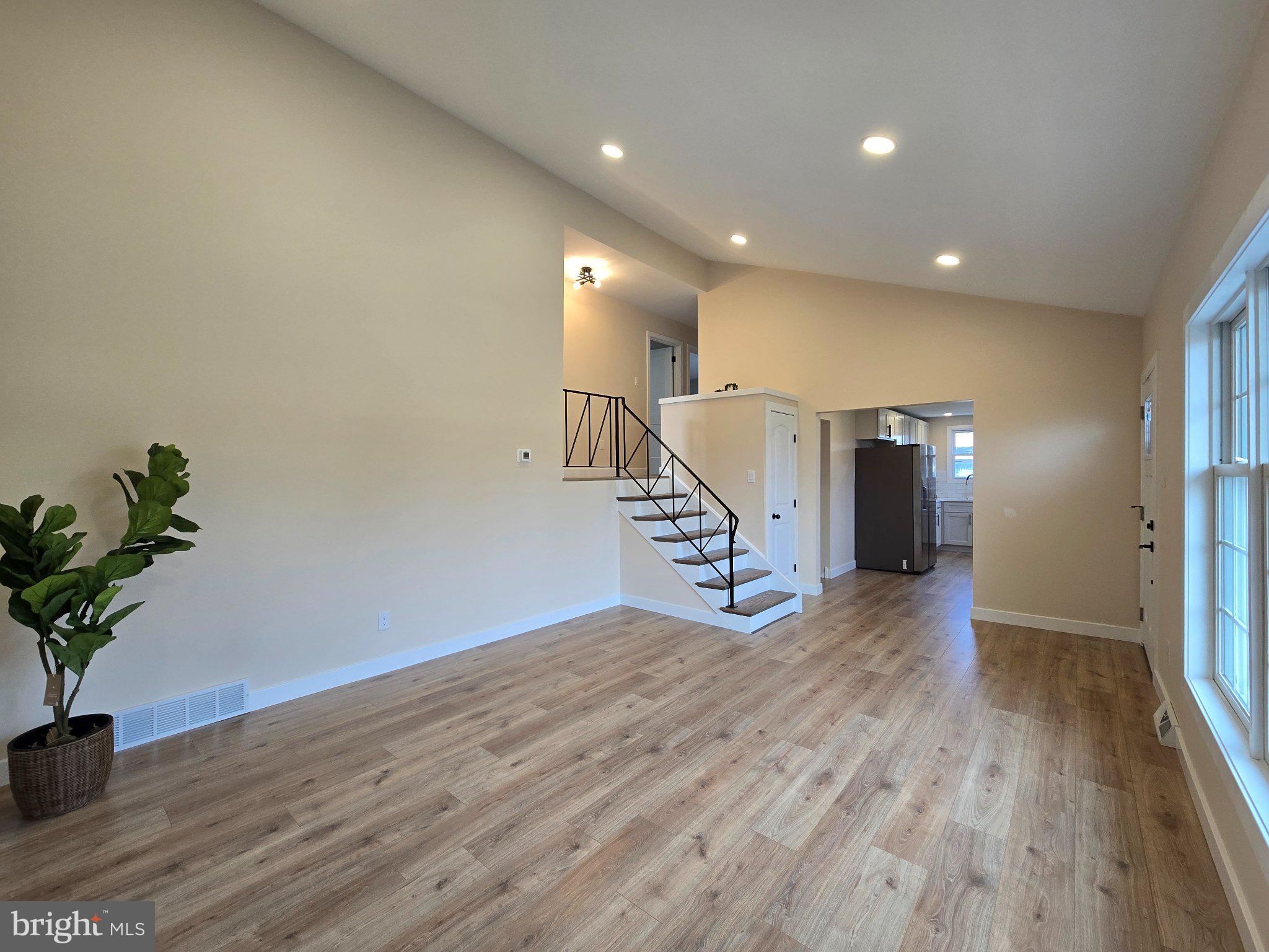 SPRINGDALE - Residential