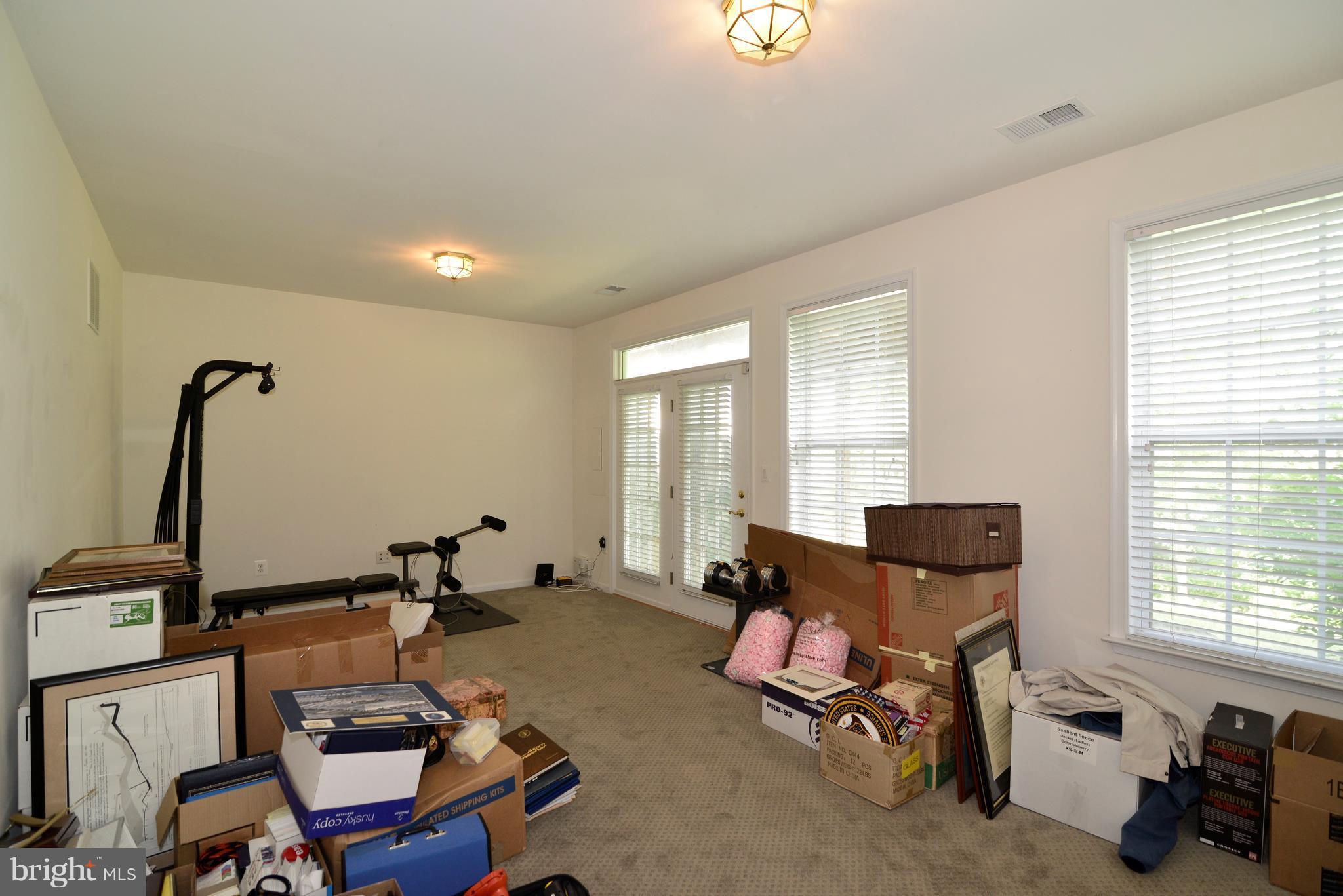 POTOMAC STATION - Residential