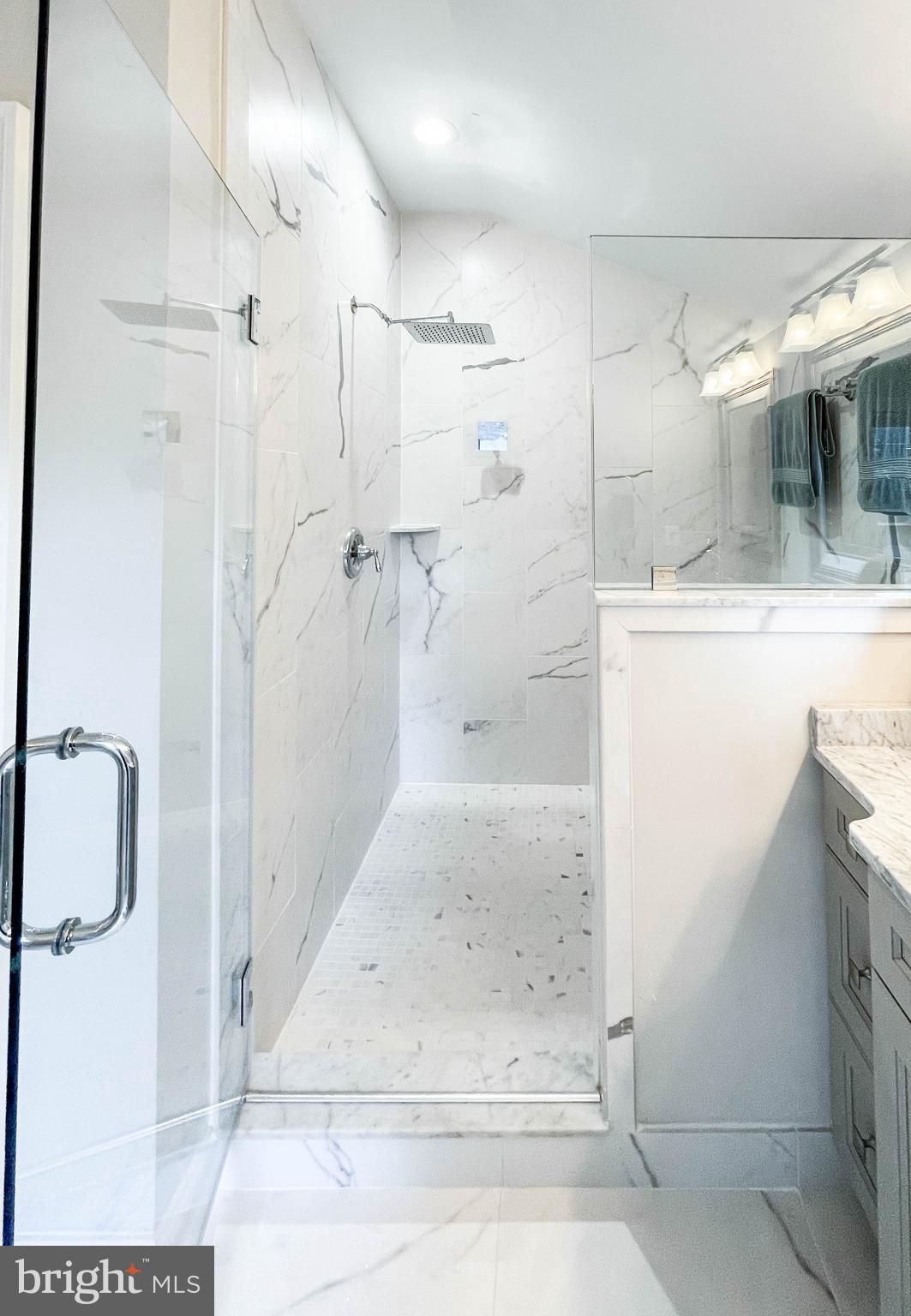 ROSEMONT - Residential