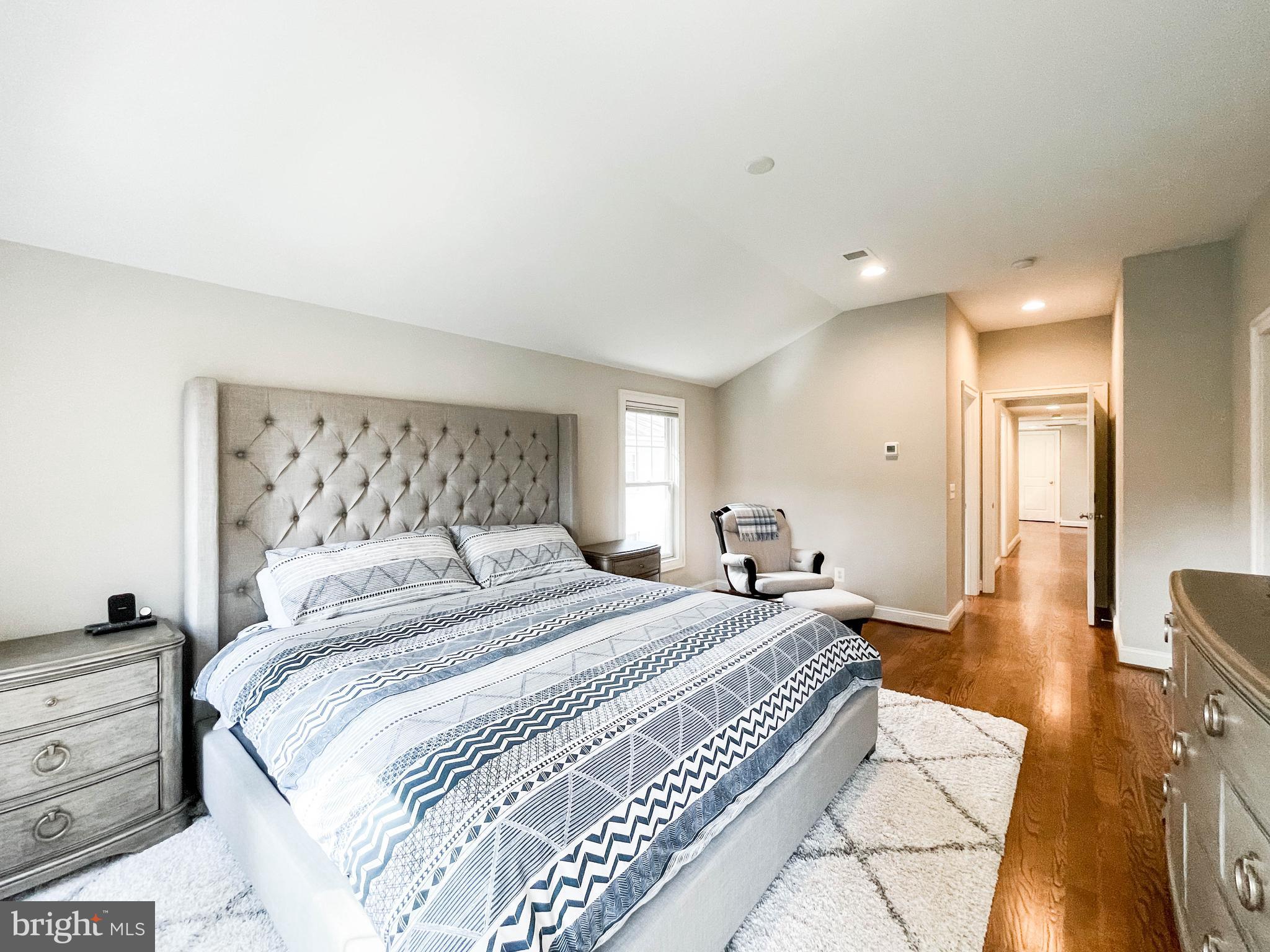 ROSEMONT - Residential