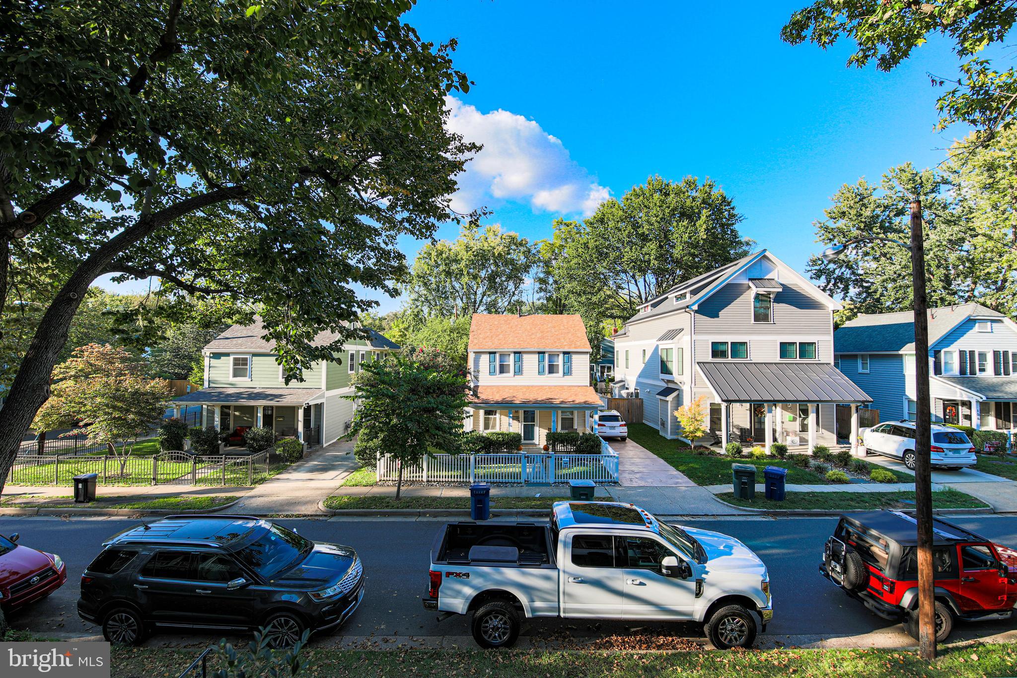 ROSEMONT - Residential