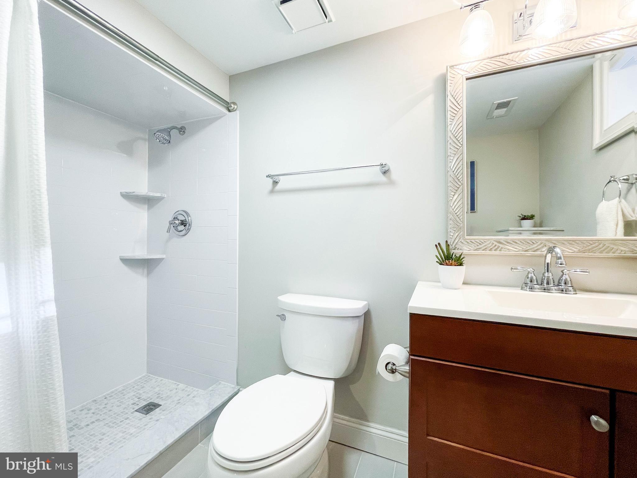 ROSEMONT - Residential