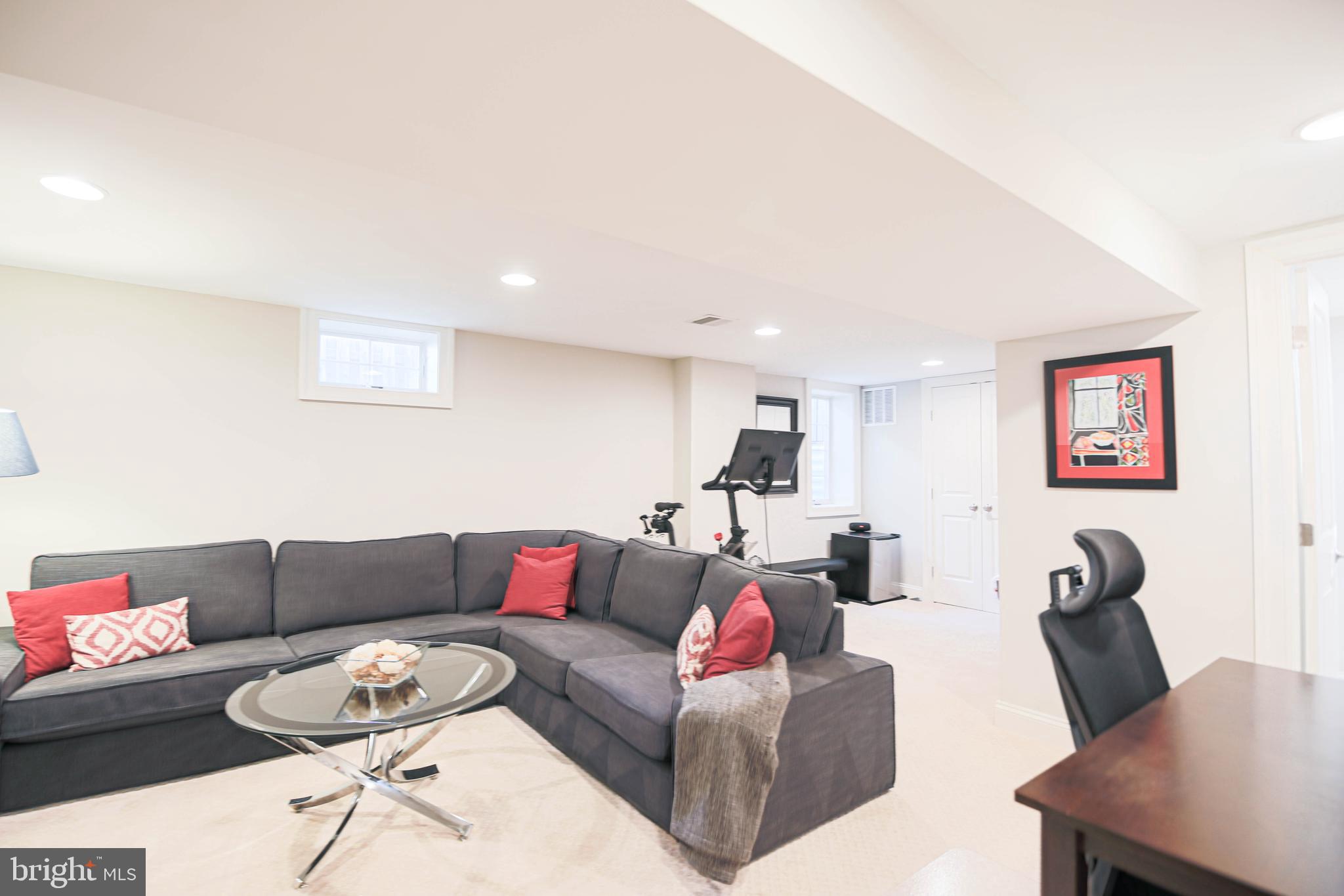 ROSEMONT - Residential