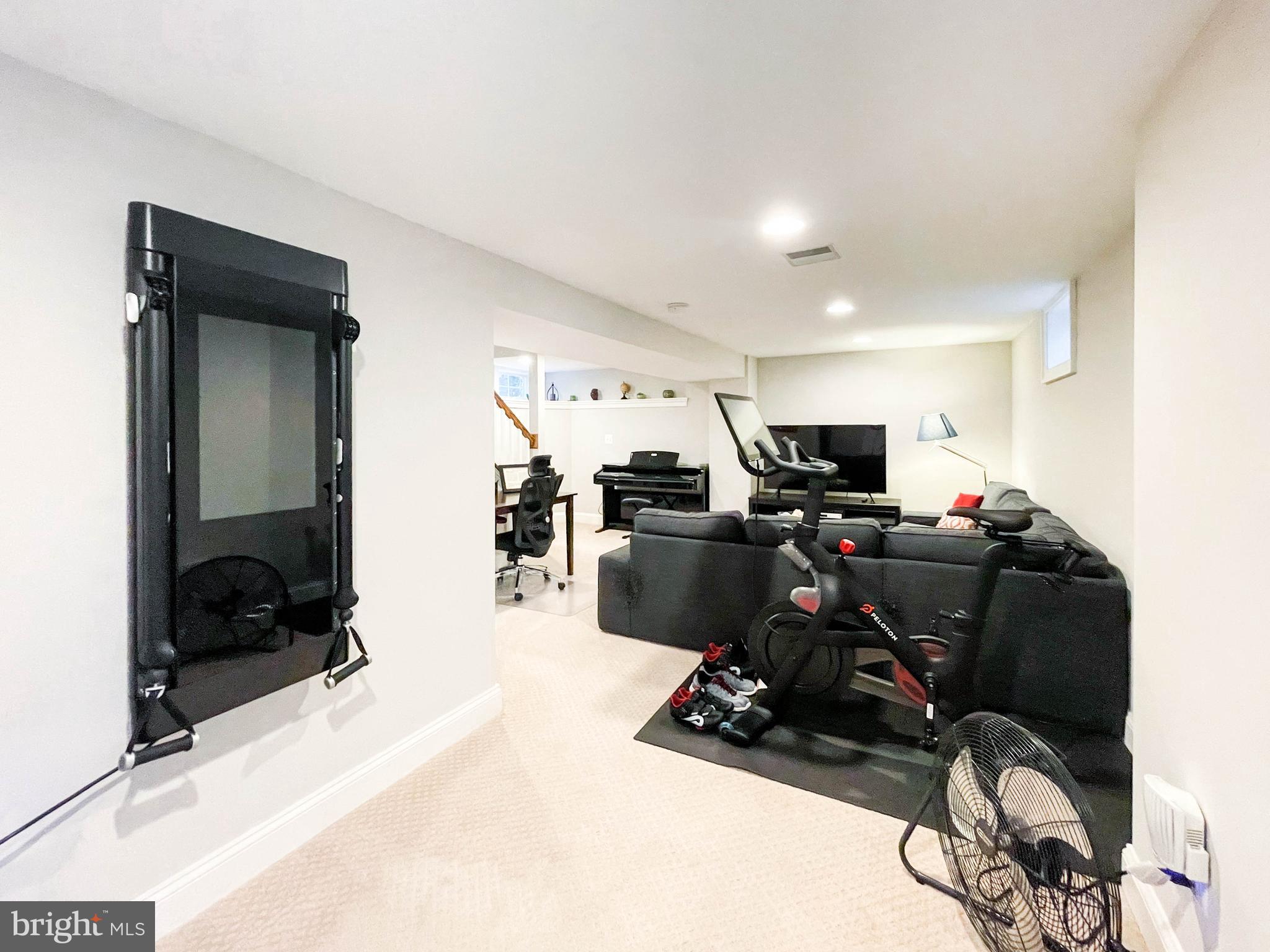 ROSEMONT - Residential