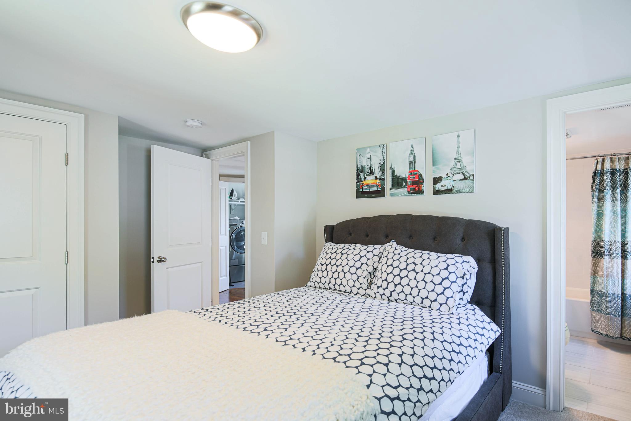 ROSEMONT - Residential