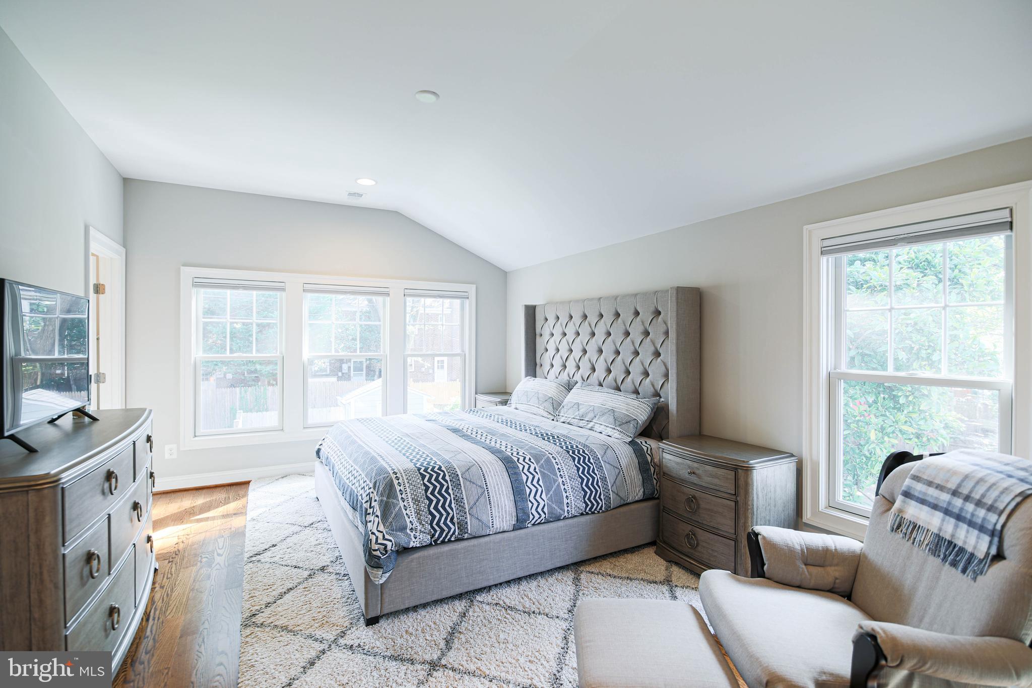 ROSEMONT - Residential