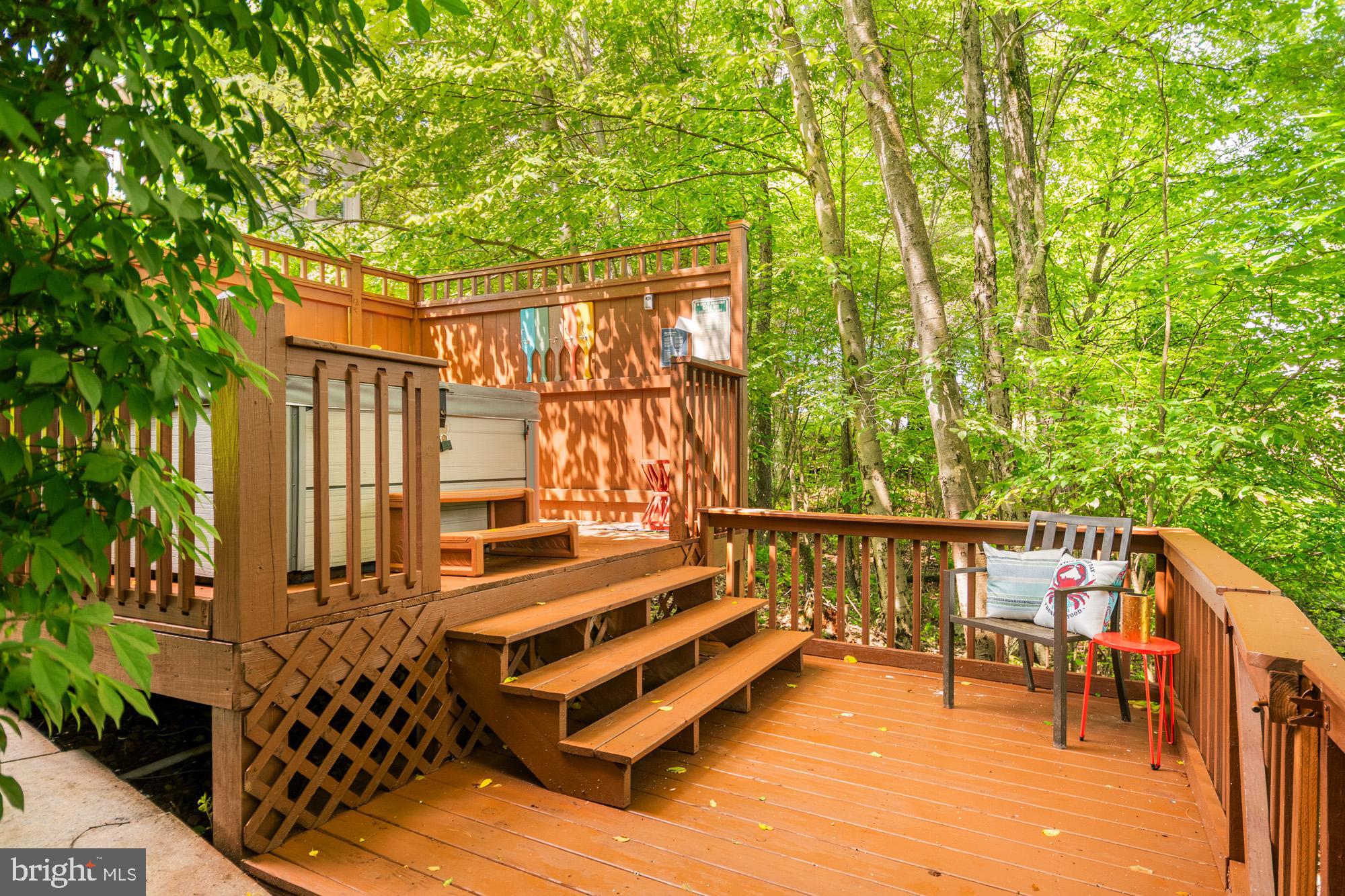 SILVER TREE LANDING - Residential