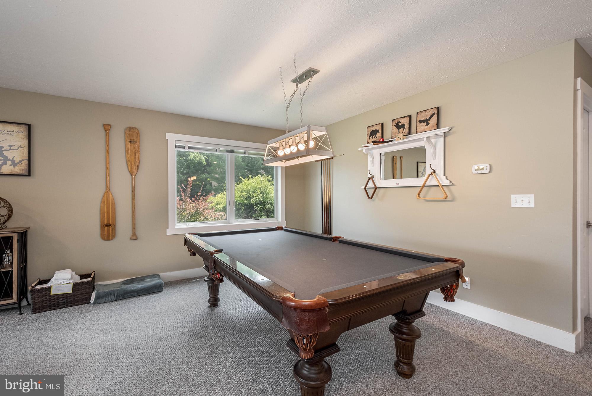 SILVER TREE LANDING - Residential