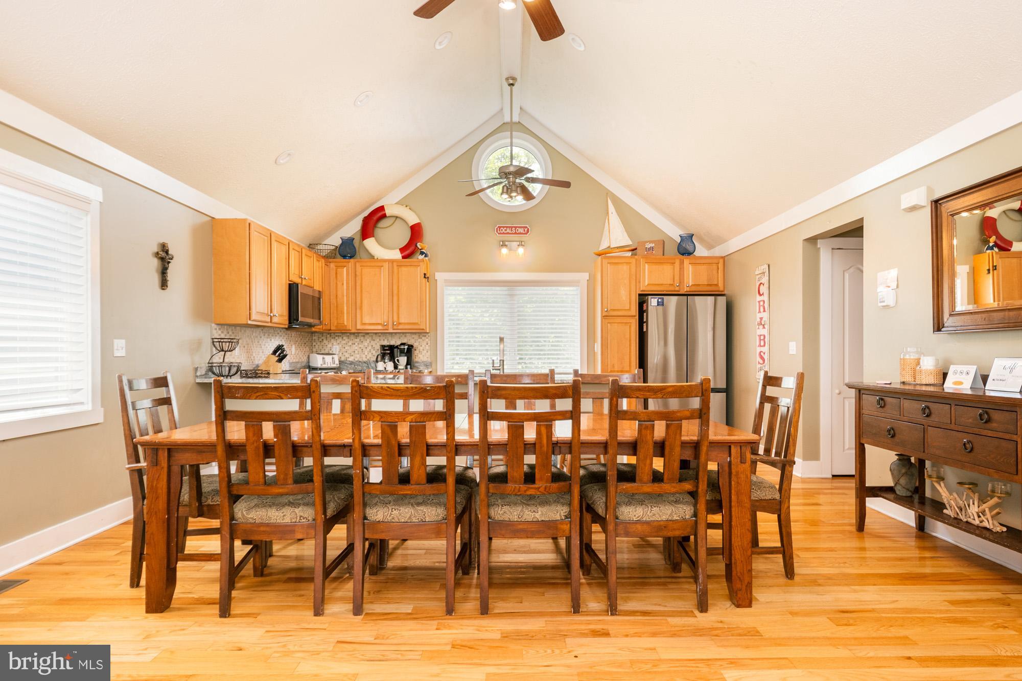 SILVER TREE LANDING - Residential