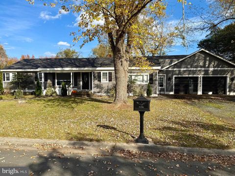 403 WOODCREST AVE SALISBURY MD 21801